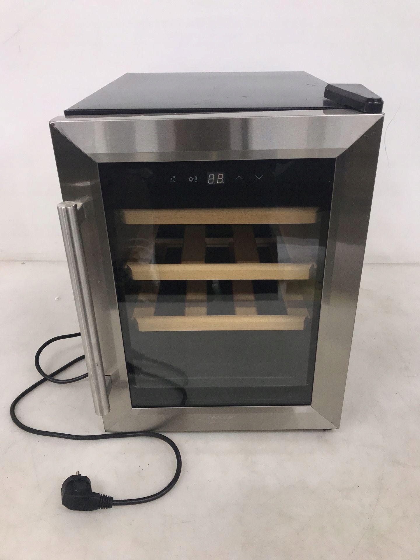 LODÓWKA NA WINO CECOTEC NA 8-16 BUTELEK Producent Cecotec