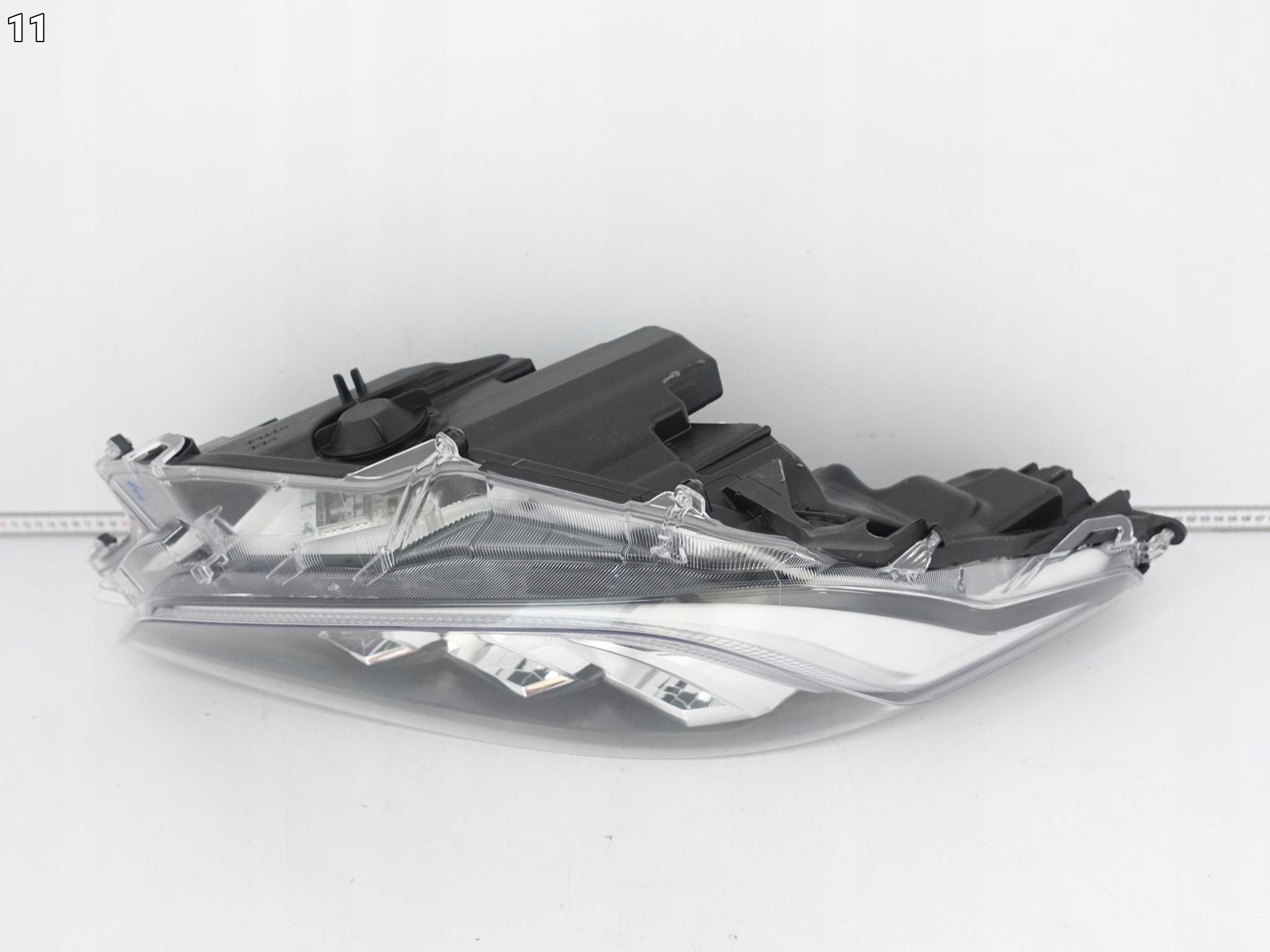 TOYOTA YARIS IV (4 GENERACJA) XP210 GR 20- light FULL LED right front EU