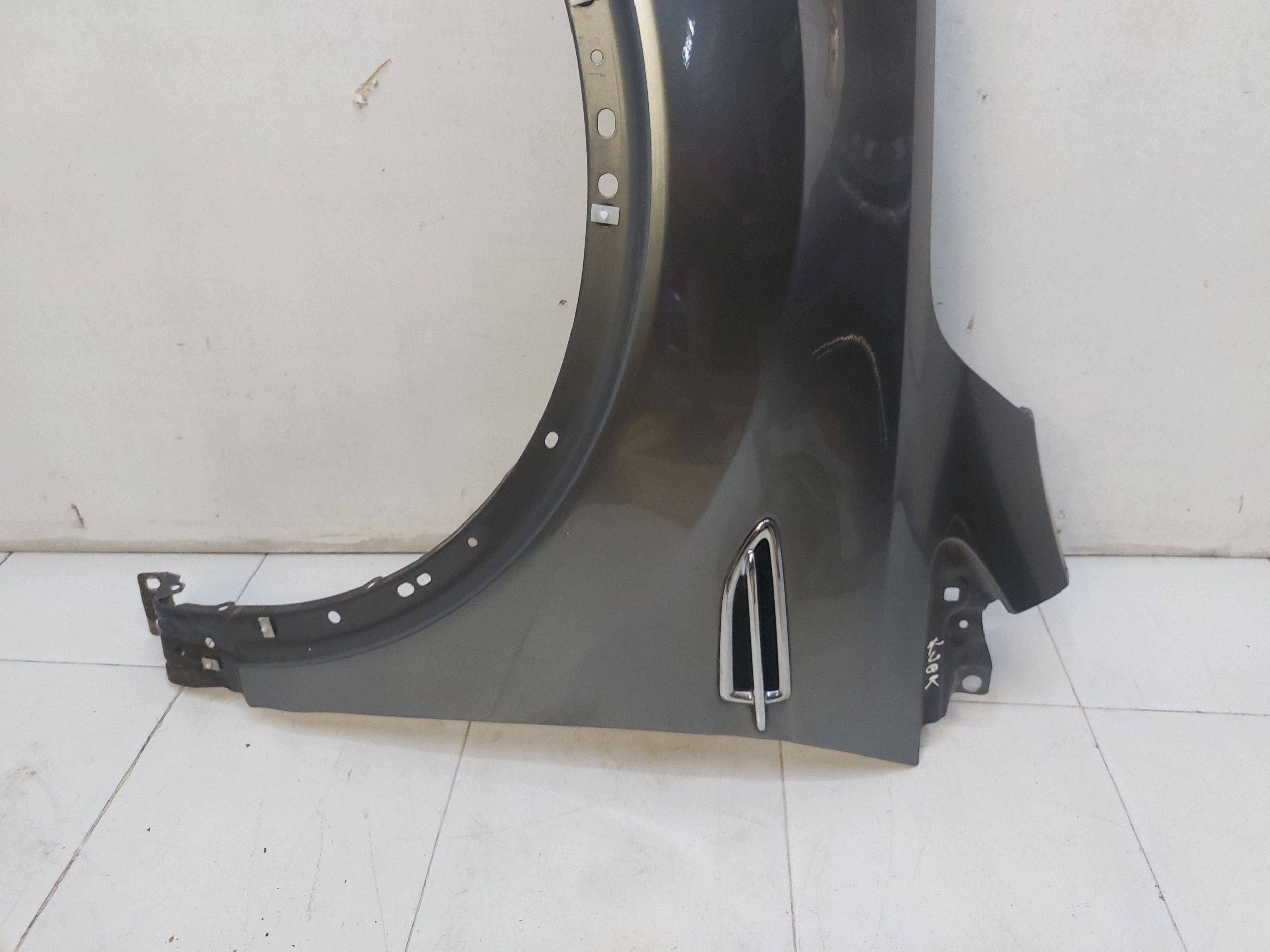 FORD KUGA MK2 13r> fender left front colour MD