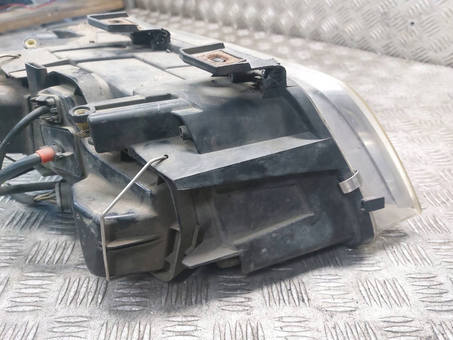 light left front AUDI A6 C5 HELLA