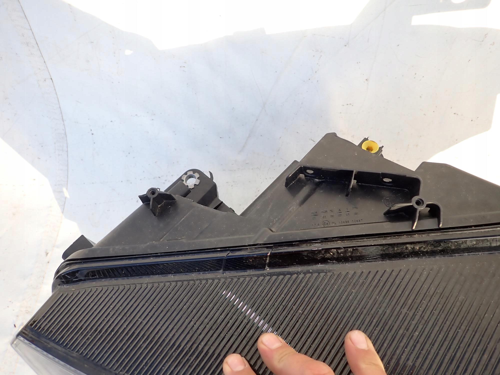 VW ID 3 ID.3 19-> light front front left