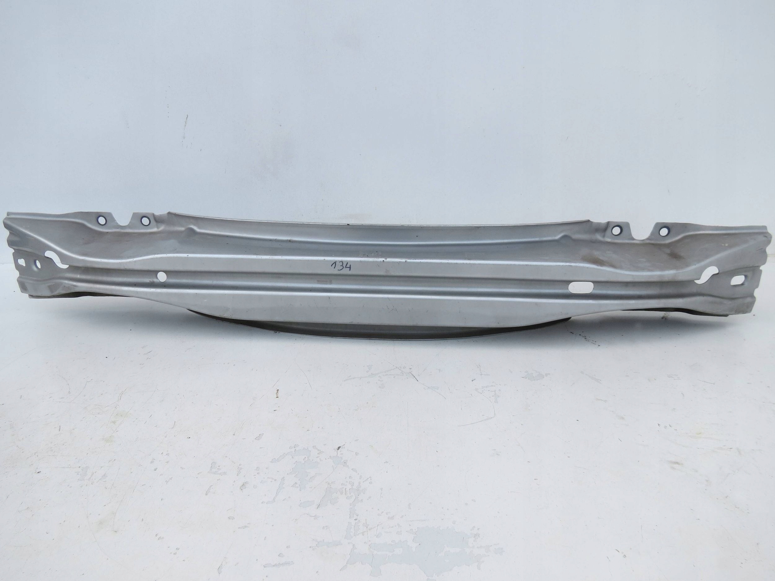 TRAVERSA paraurti posteriore VOLVO S60 II V60 e 2.4 D5 215KM 10-18r