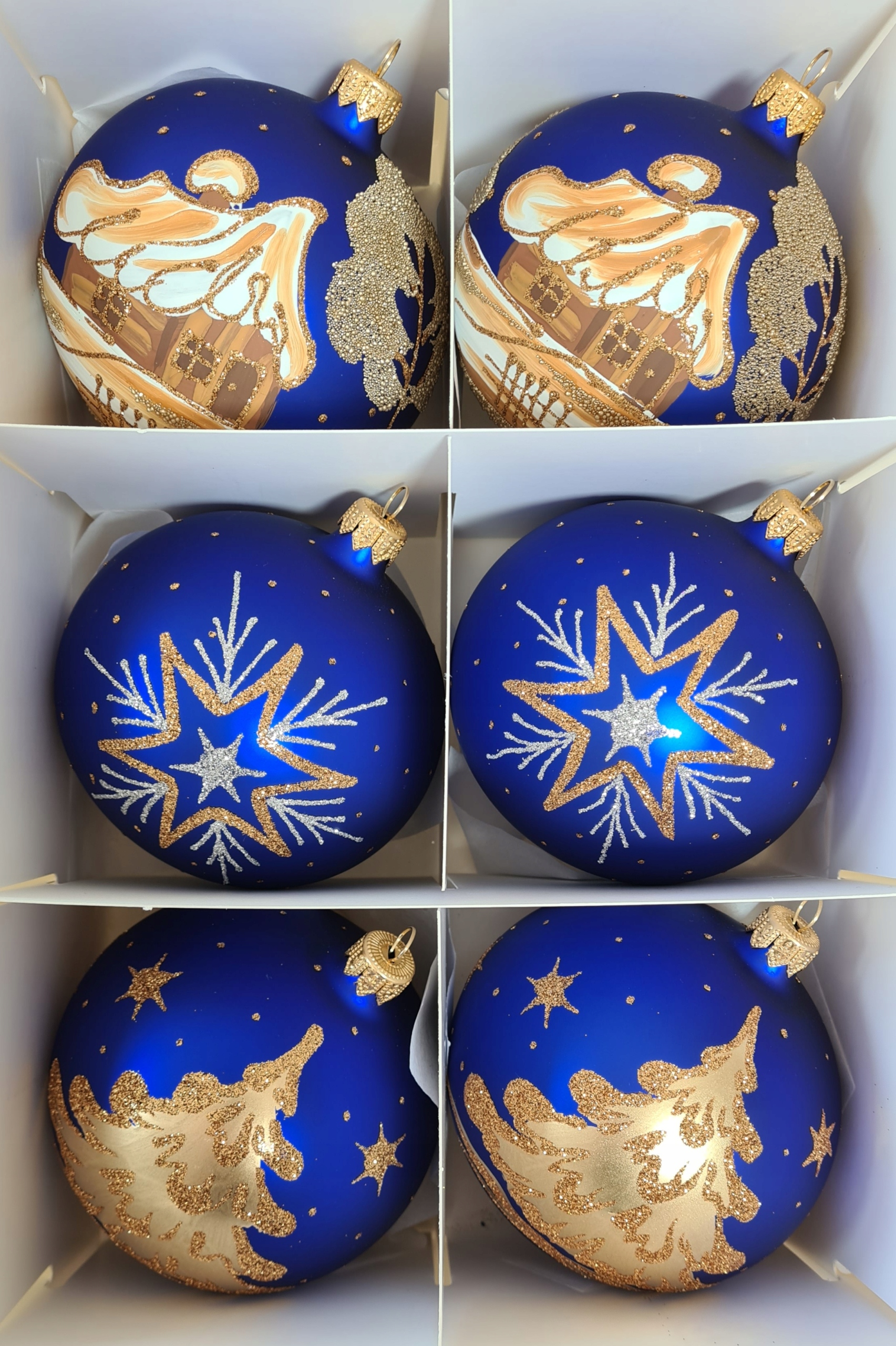

Bombki Choinkowe Szklane Ręcznie Malowane 8 cm.