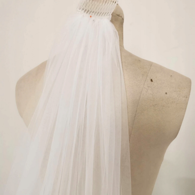 Welon Biały Ślubny Grzebyk Tiul 2 Metry Długi 200 cm Zdobienia brak