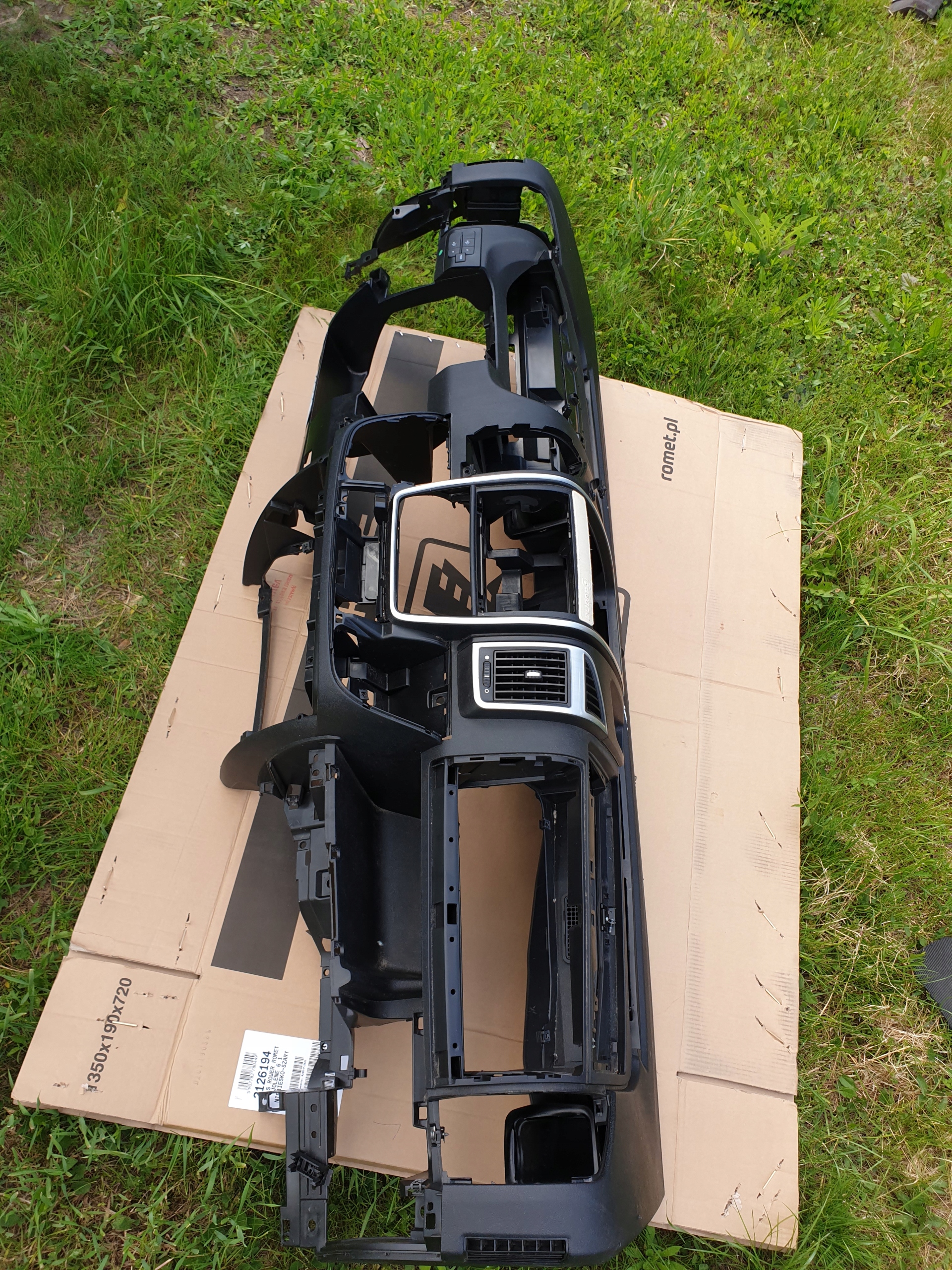 Консоль доска настольный кемпер BAVARIA PILOTE 2014