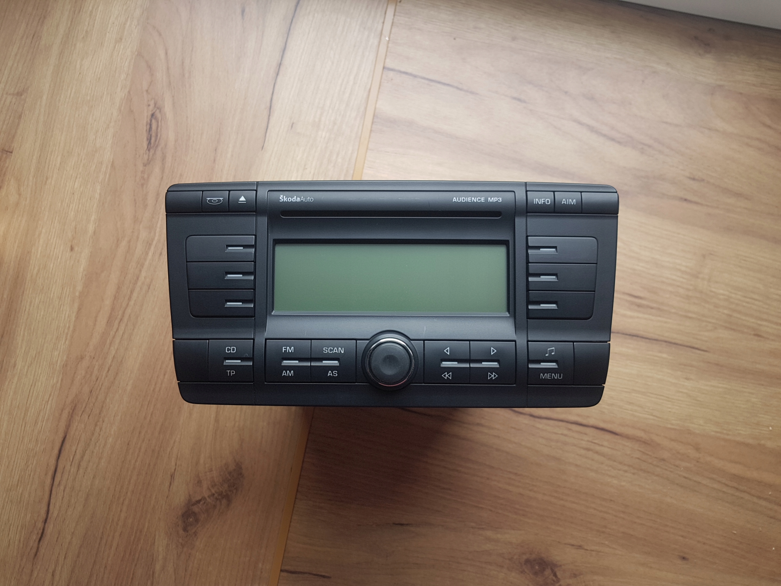 RADIO SKODA AUDIENCE MP3 6xCD KOD FABRYCZNE SUPER STAN OCTAVIA 2