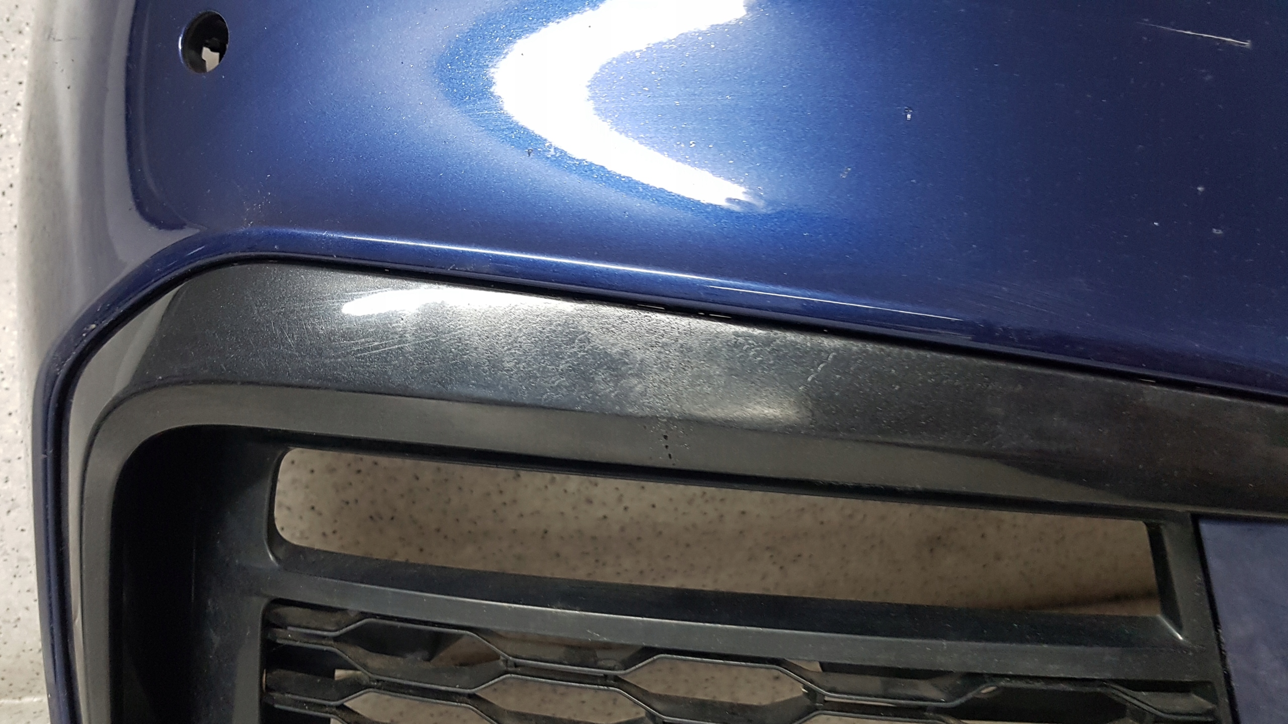 BMW 5 G30 M PAKIET nárazník předek 2455
