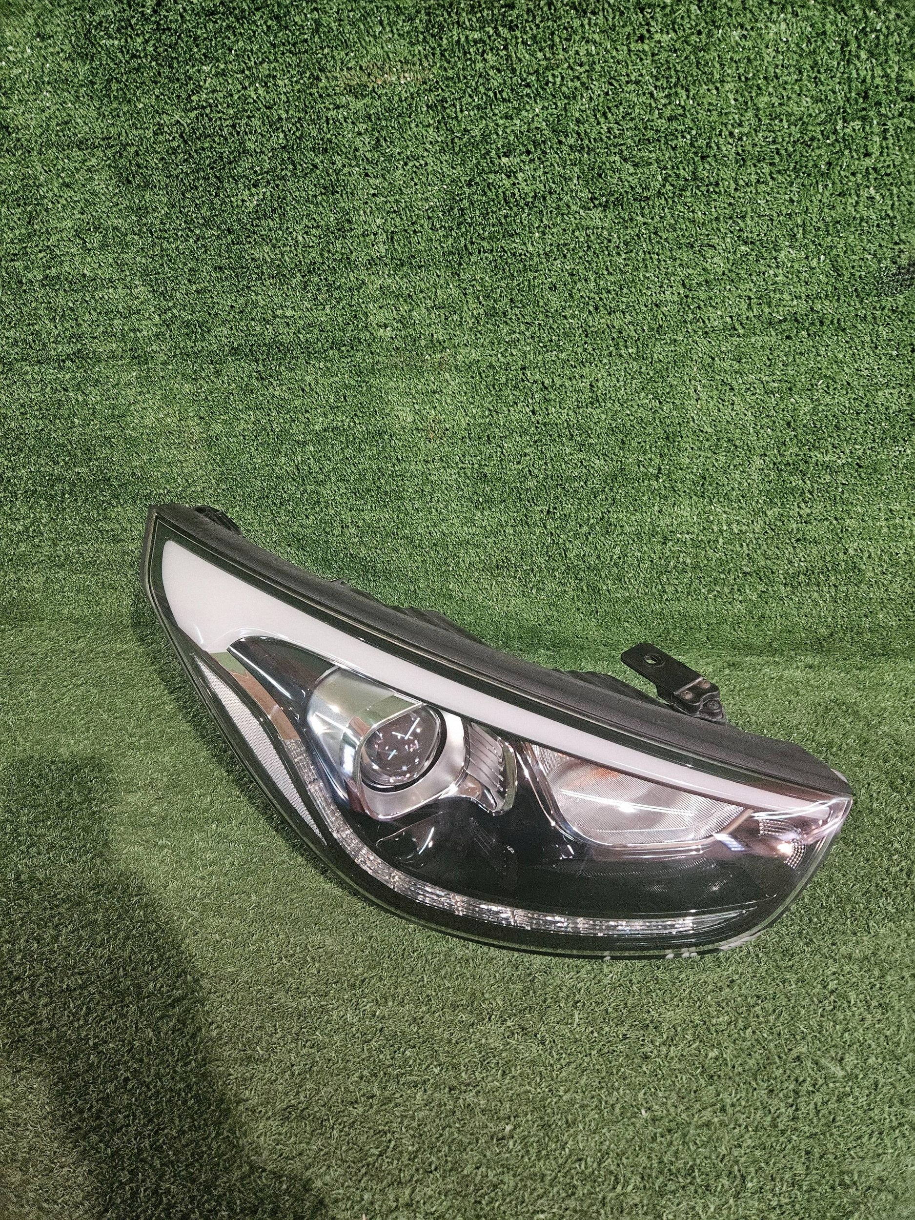 REFLEKTOR right front HYUNDAI IX35 LIFT 13- lens LED NR.R1747