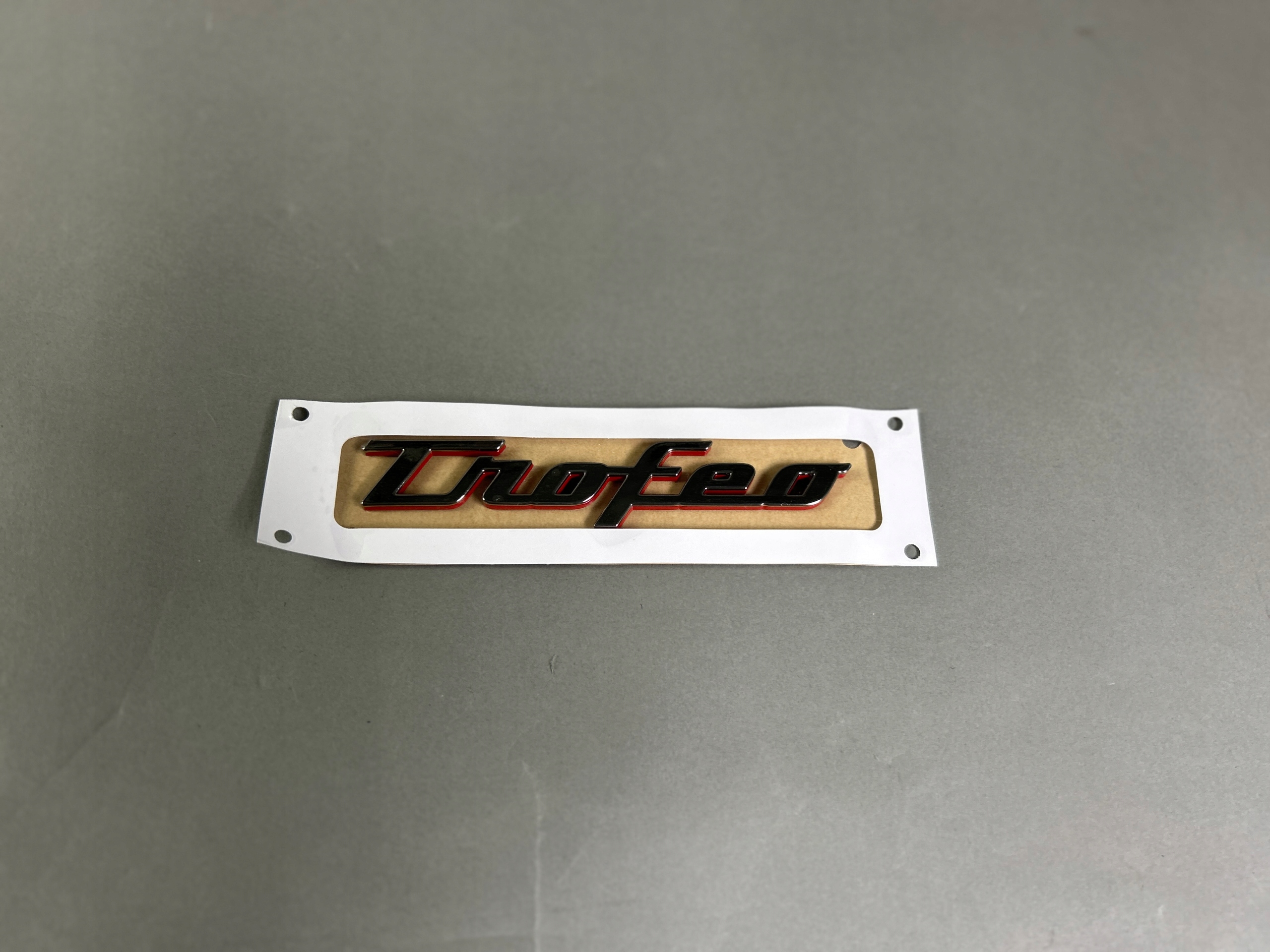 Logo emblém Trofeo Maserati Ghibli Levante