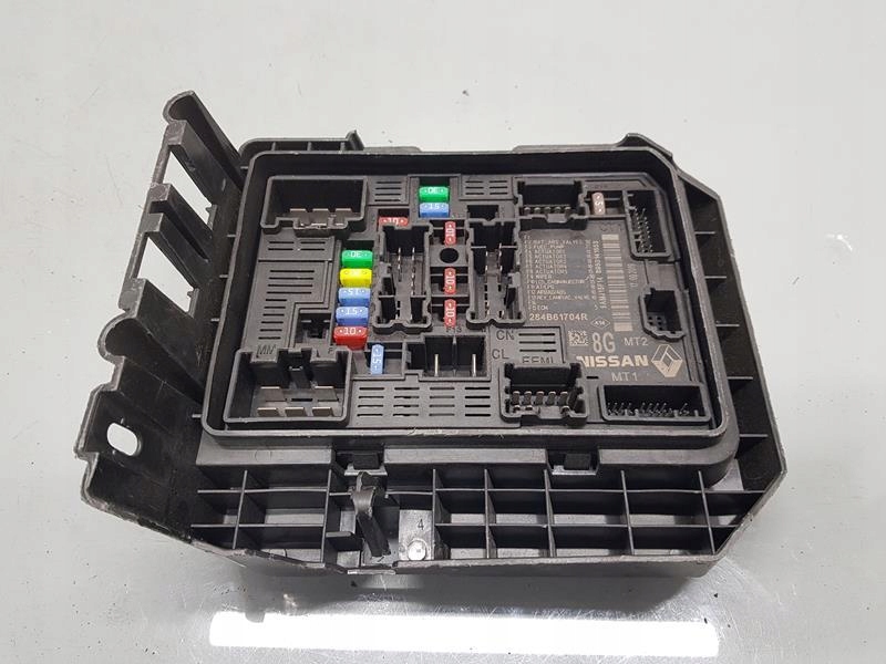 SKRZYNKA BEZPIECZNIKÓW CLIO V 1.0 TCE 284B61704R