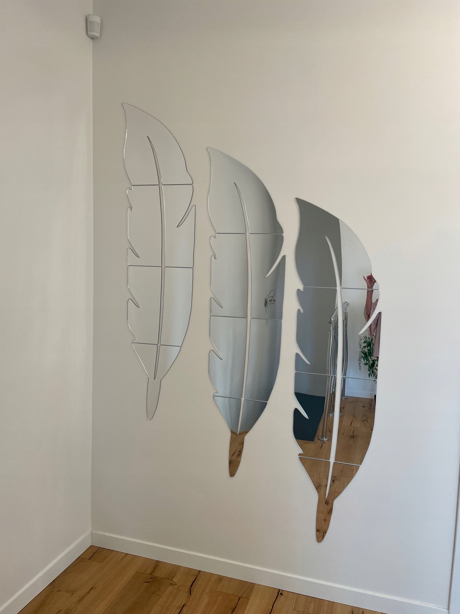 Lustro dekoracyjne pióro 1,5m wys. gr. 3mm Kod producenta 637