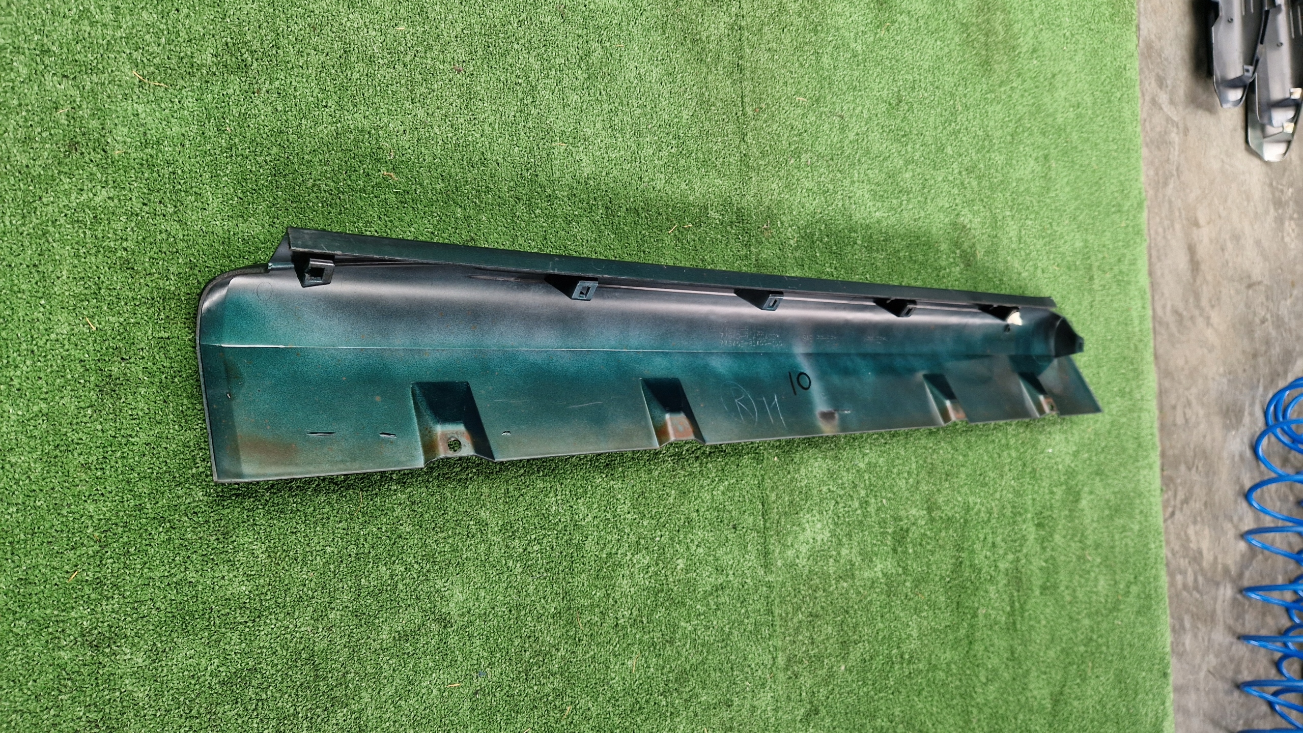 moulding threshold threshold right SUZUKI JIMNY 1998R > 2017R w COLOR