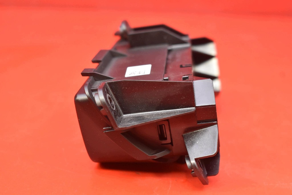 PANEL PRZYCISKOW Bremse Hand ESP heckklappe 93700CV200WK KIA EV6 GT 21-24