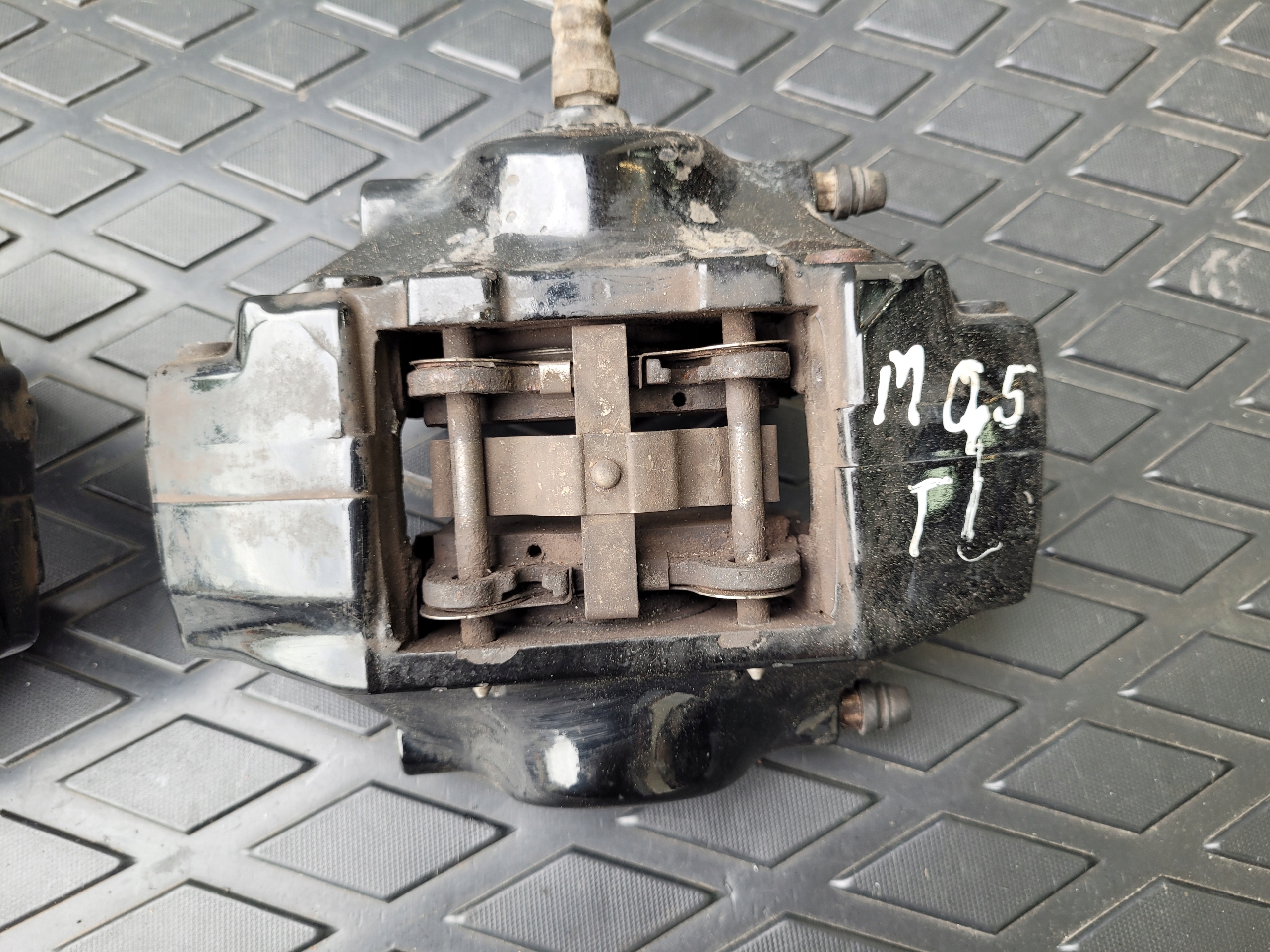 caliper rear part rear right left MASERATI QUATTROPORTE V 4.2 V8