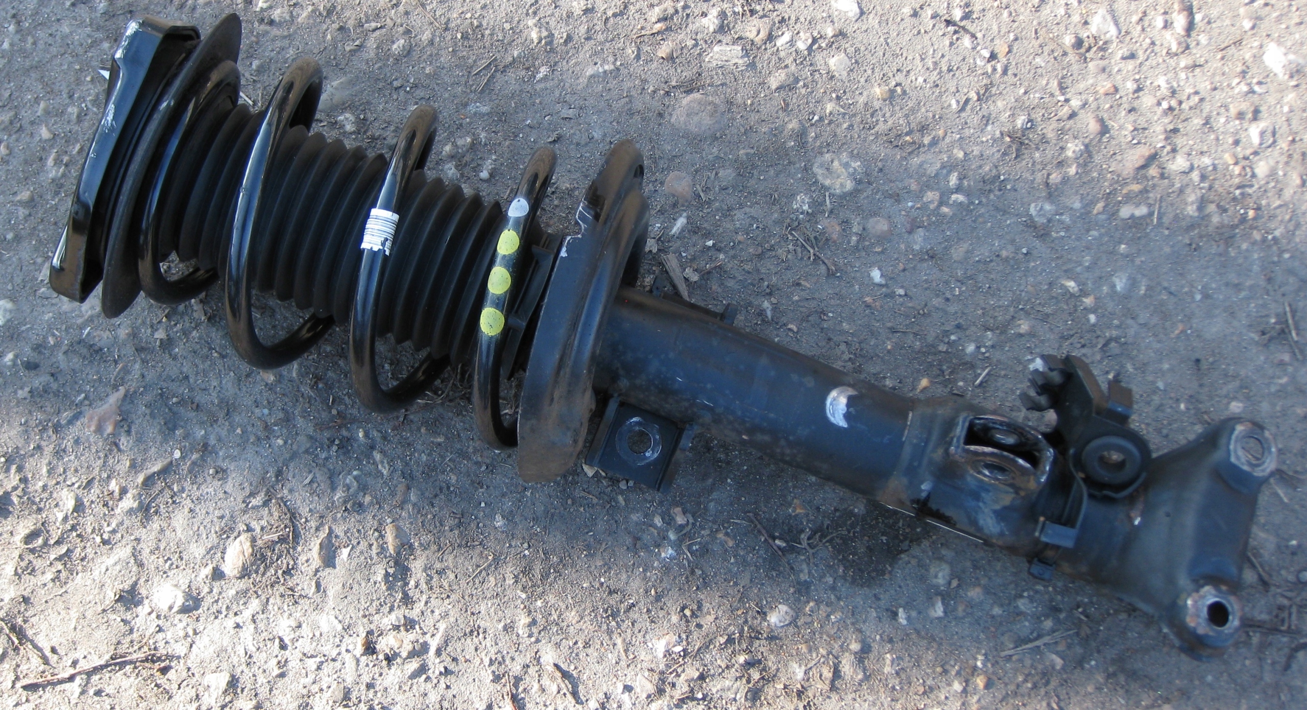 MERCEDES W207 3.0 CDI 11R shock absorber front A2043202966
