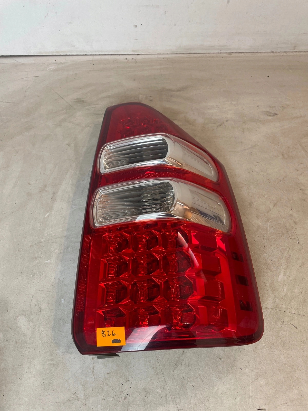 light rear part rear right Toyota Noah Voxy Led