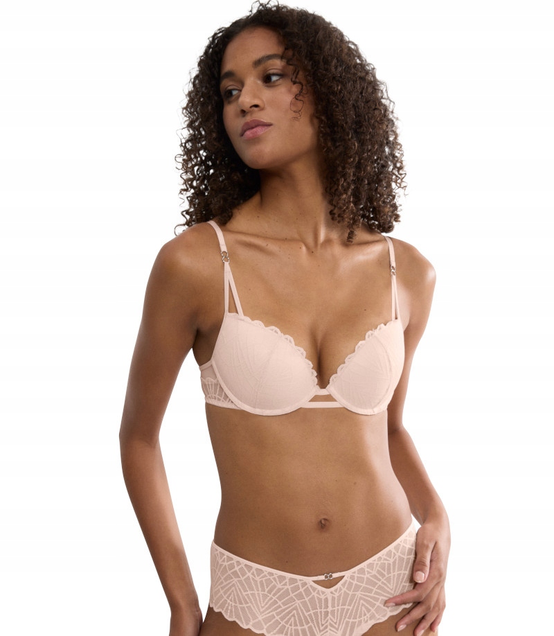 Triumph That Night In Vegas Whu pudrová růžová 75 D