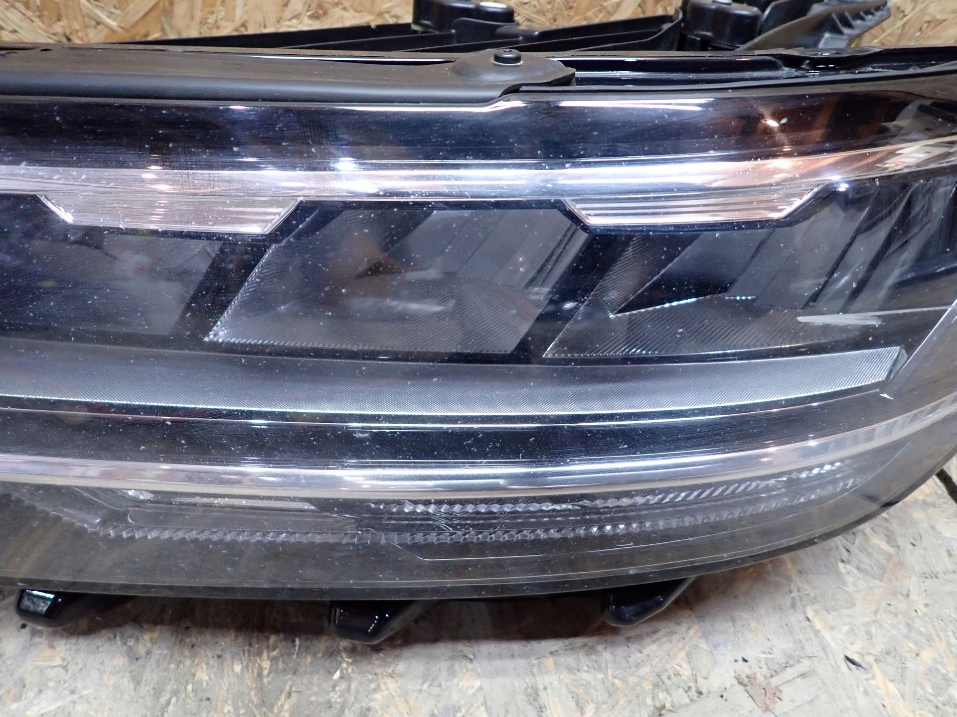 light left REFLEKTOR left FULL LED non-setting VW PASSAT B8 3G LIFT 2019