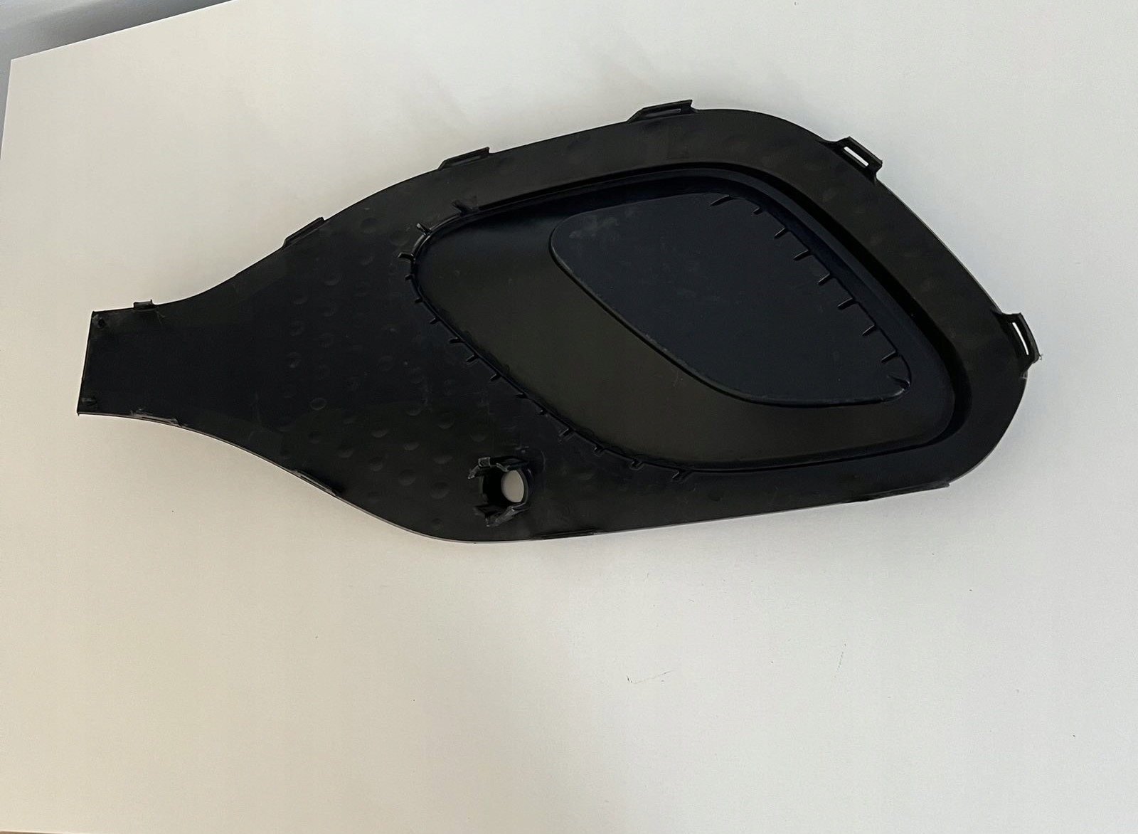 MERCEDES GLA 247 W247 2020- grid right bumper front A2478850804