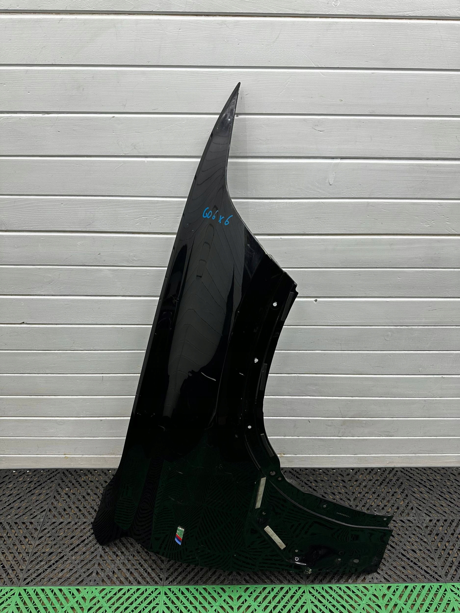 fender front side right BMW X6 G06
