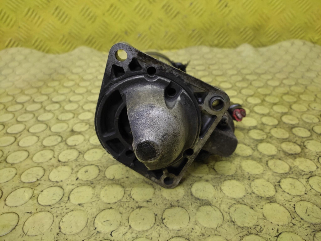 OPEL ZAFIRA B 1.9 D starter 55353857
