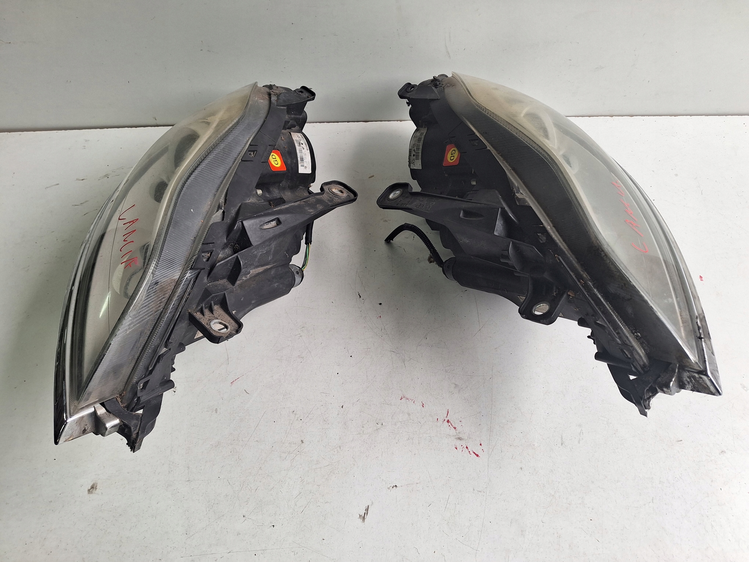 LANCIA DELTA 08-14 light left UK + LED