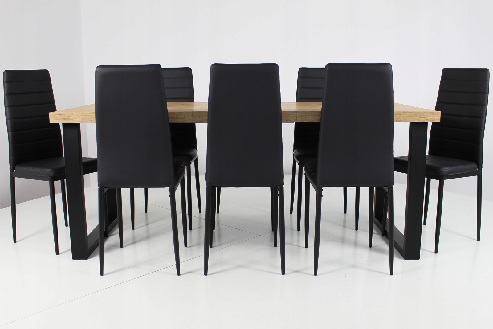 Stół do jadalni ROZKŁADANY i 8 CZARNYCH KRZESEŁ Marka Grande