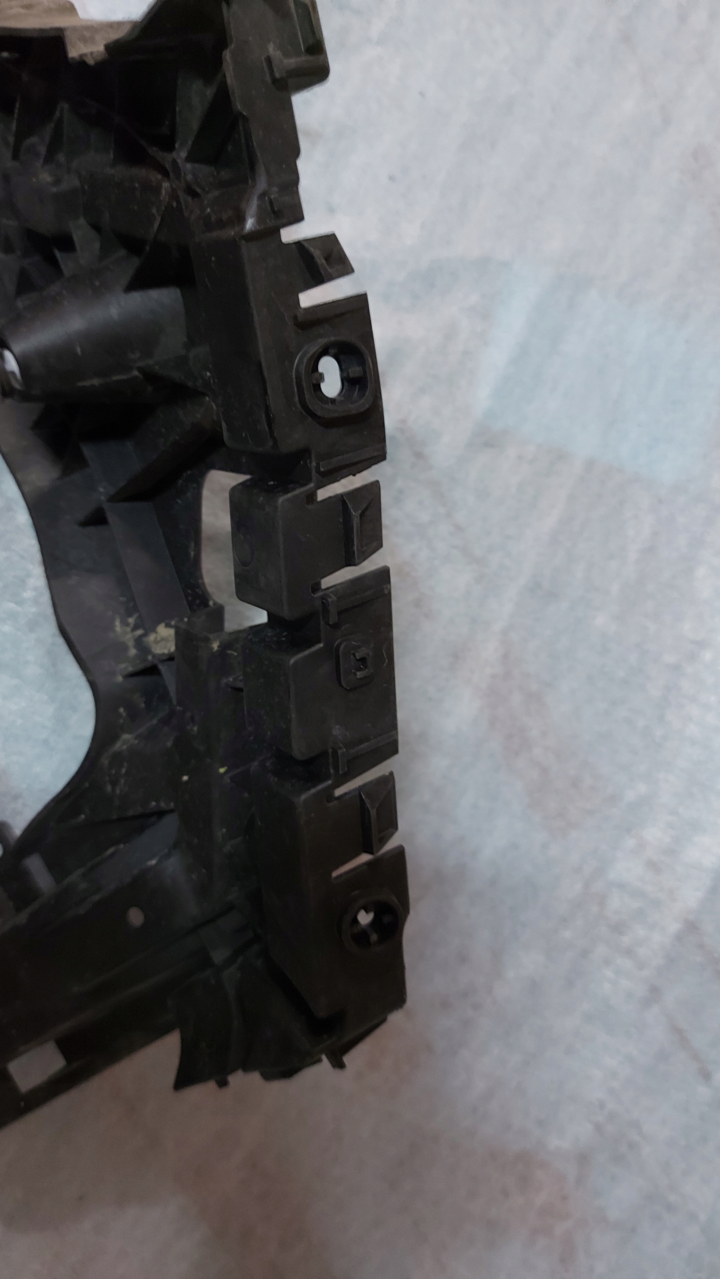 bumper bracket right rear part VOLVO XC40 II 18