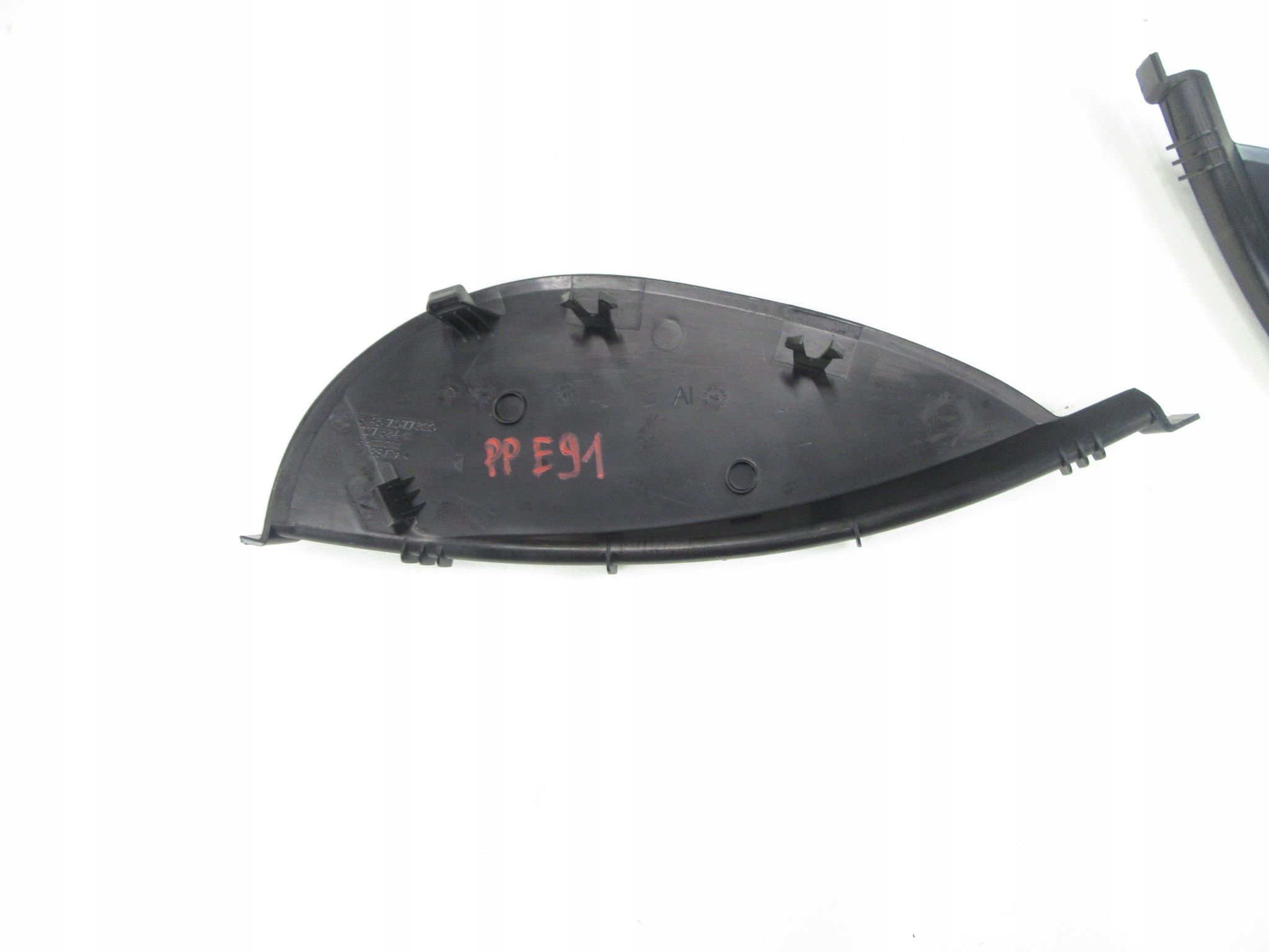 cover spoiler of the dashboard rozdzielczej left right BMW e90 e91 e92 e93 EU