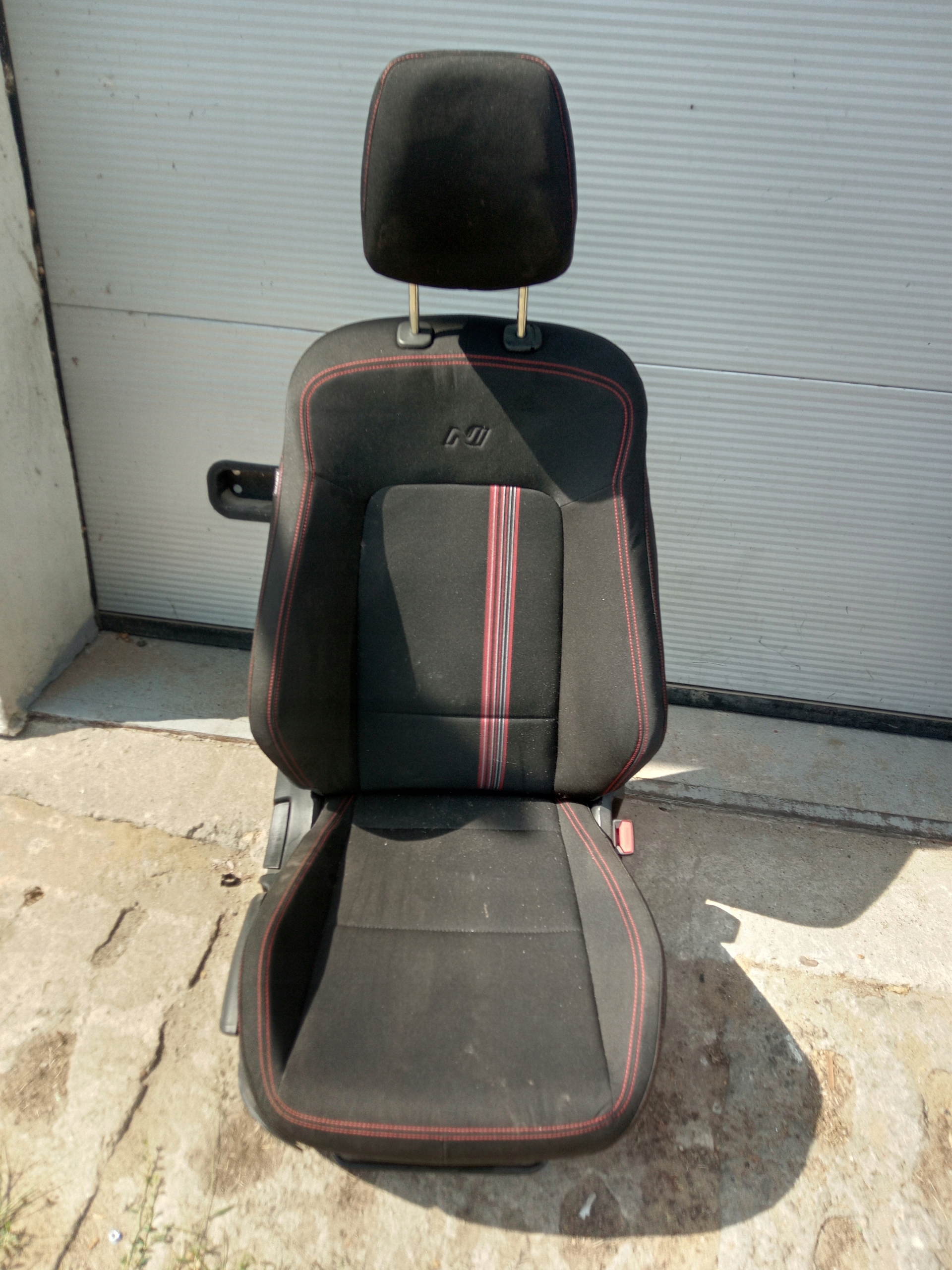 Hyundai i20 III кресла диван n-line