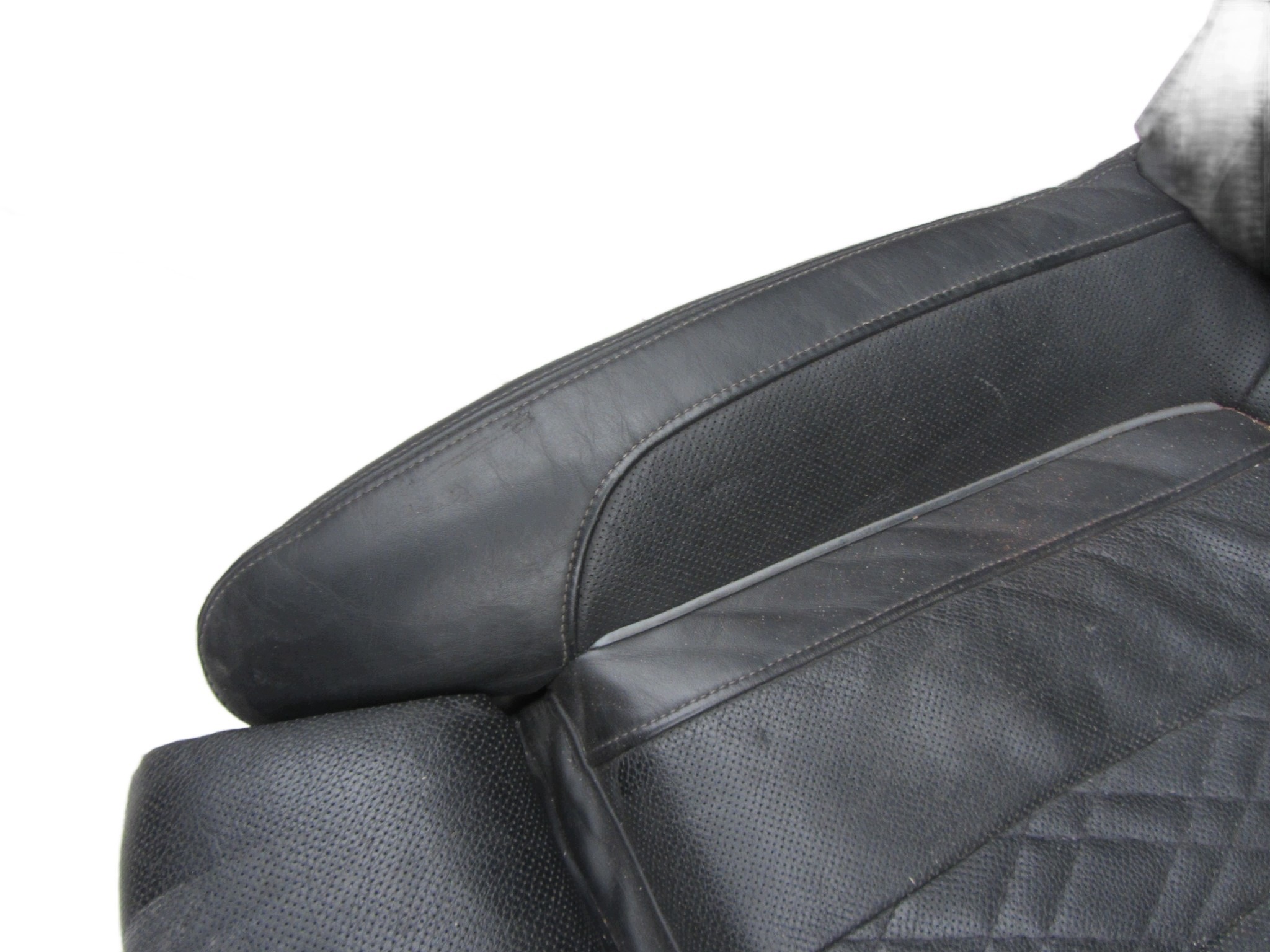 BMW 7 G11 seat driver´s left front front leather black ELEKTRYKA