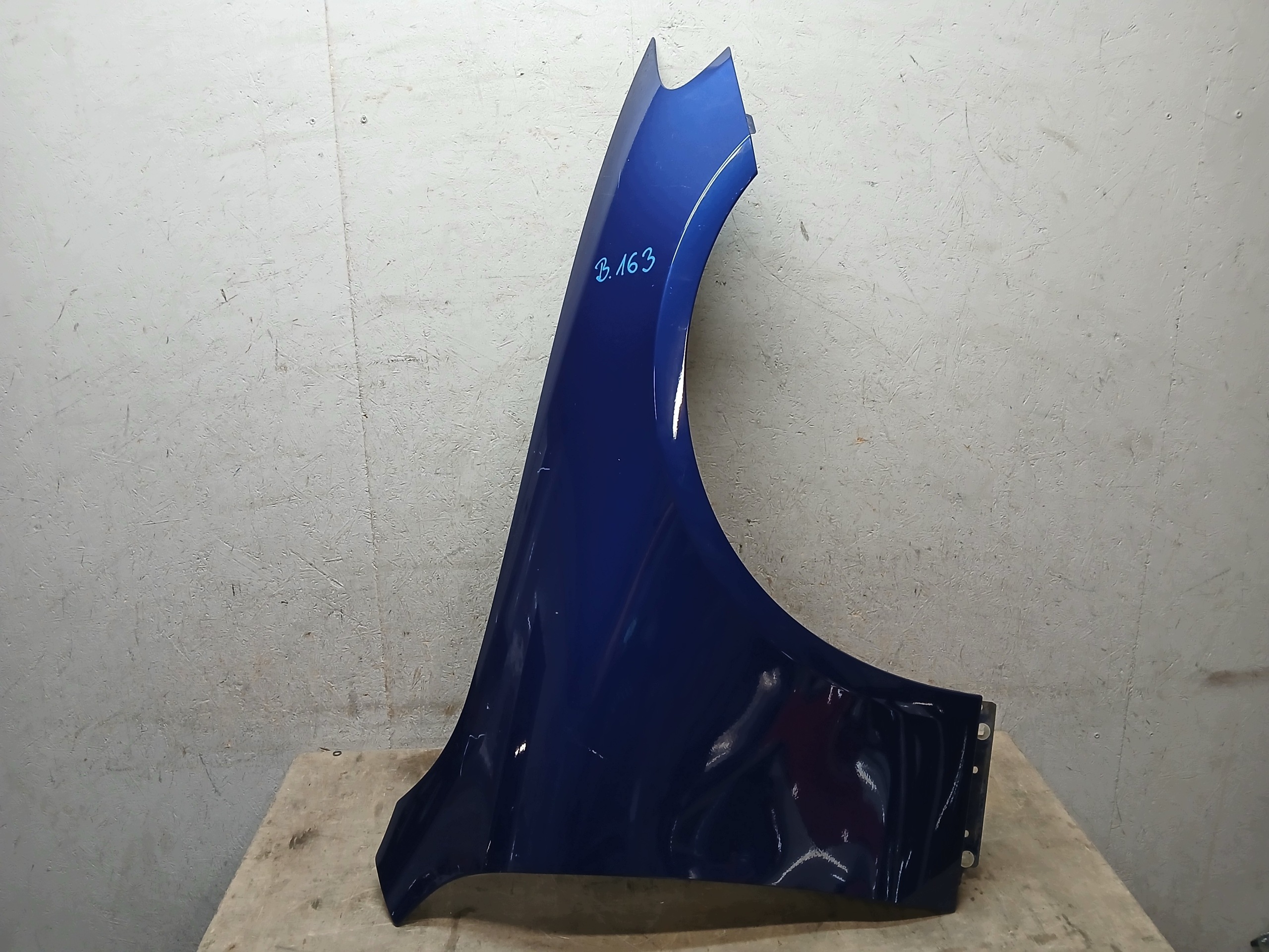 fender front right MERCEDES E KLASA W238 A238 COUPE