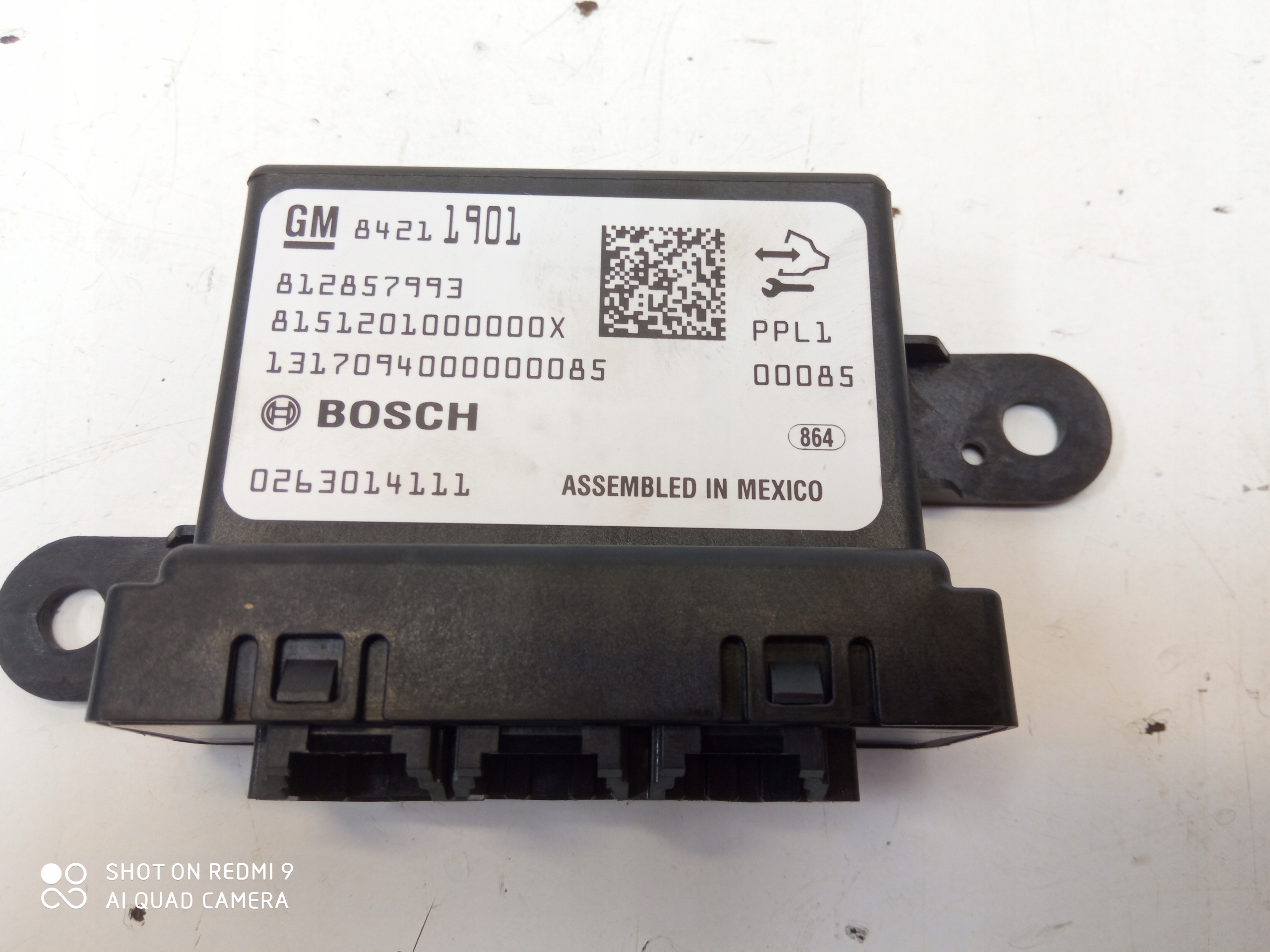 OPEL INSIGNIA B MODUL CZUJNIKOW 6 PDC 84211901