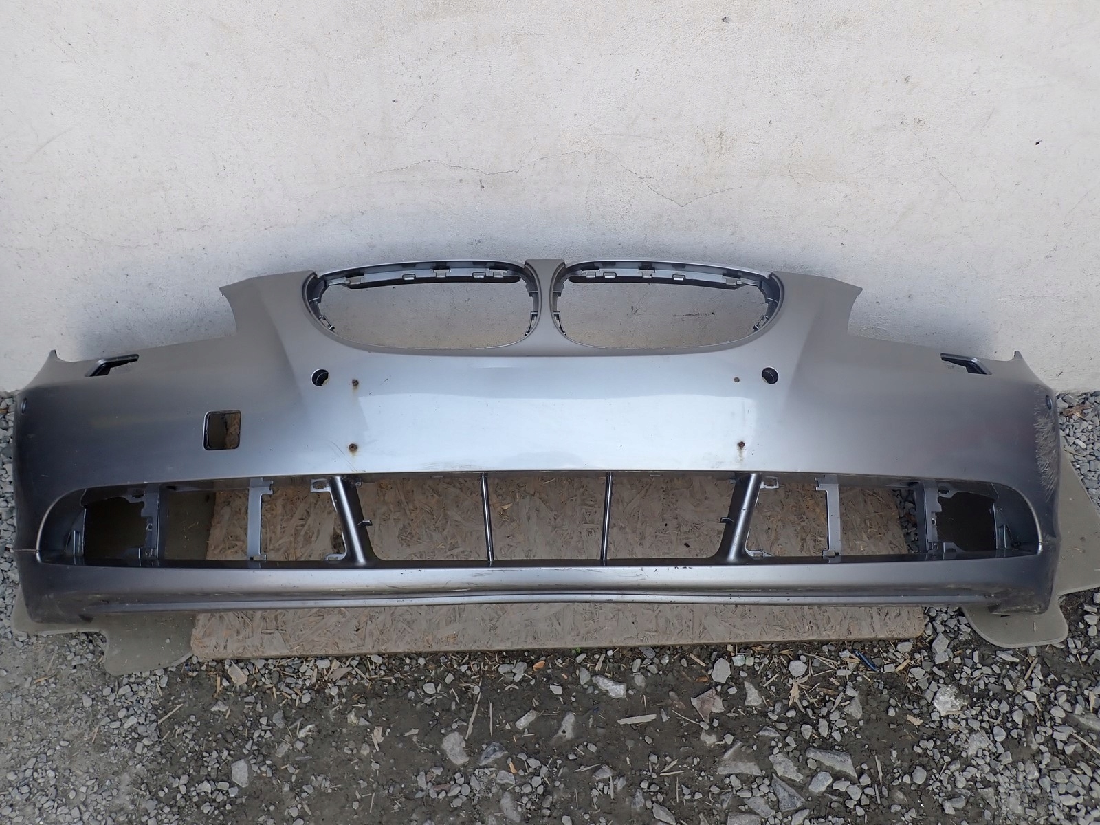 bumper front front BMW 5 V E60 E61 2003-2006R 51117033694