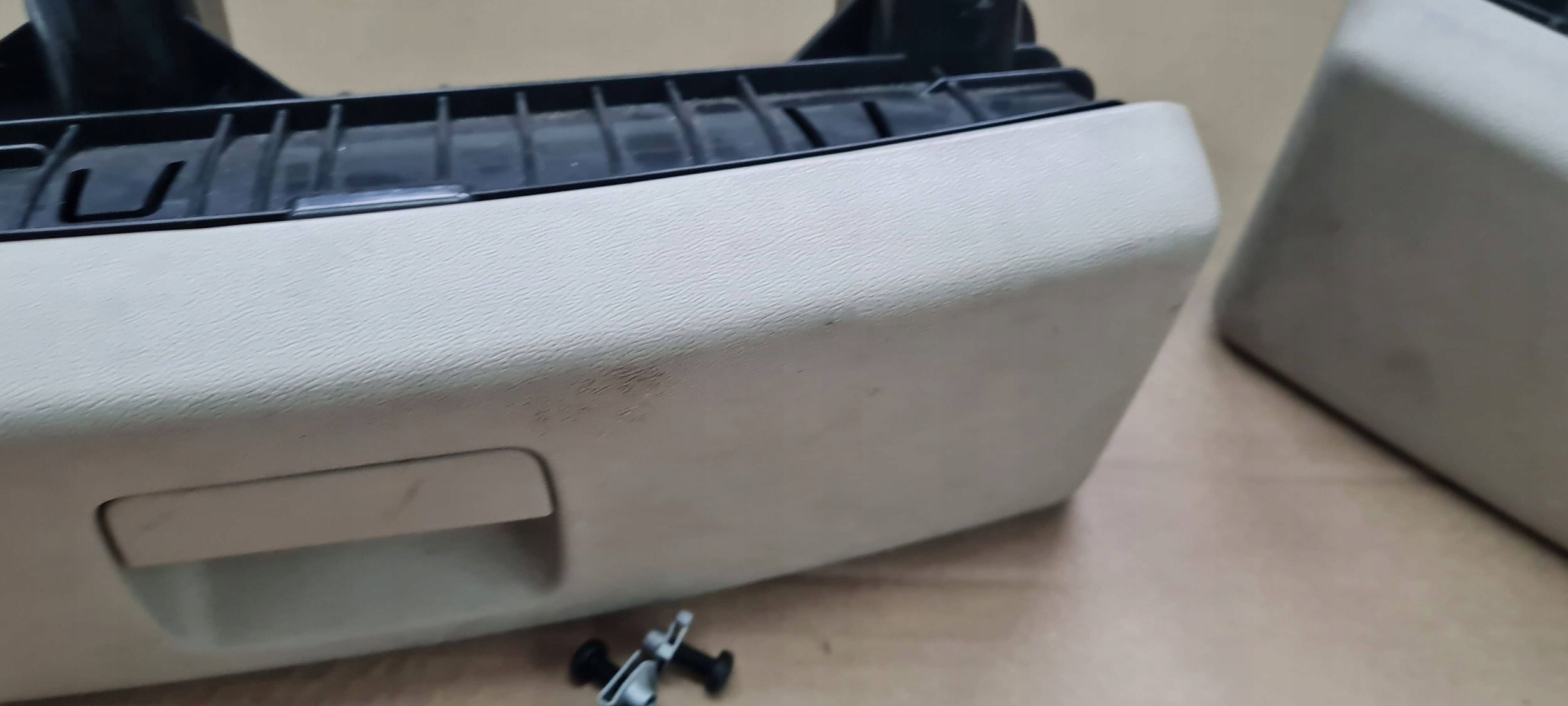A6 C6 LIFT passenger compartment SCHOWKI seat front KARDAMONBEIGE 4F0882601 4F0882602