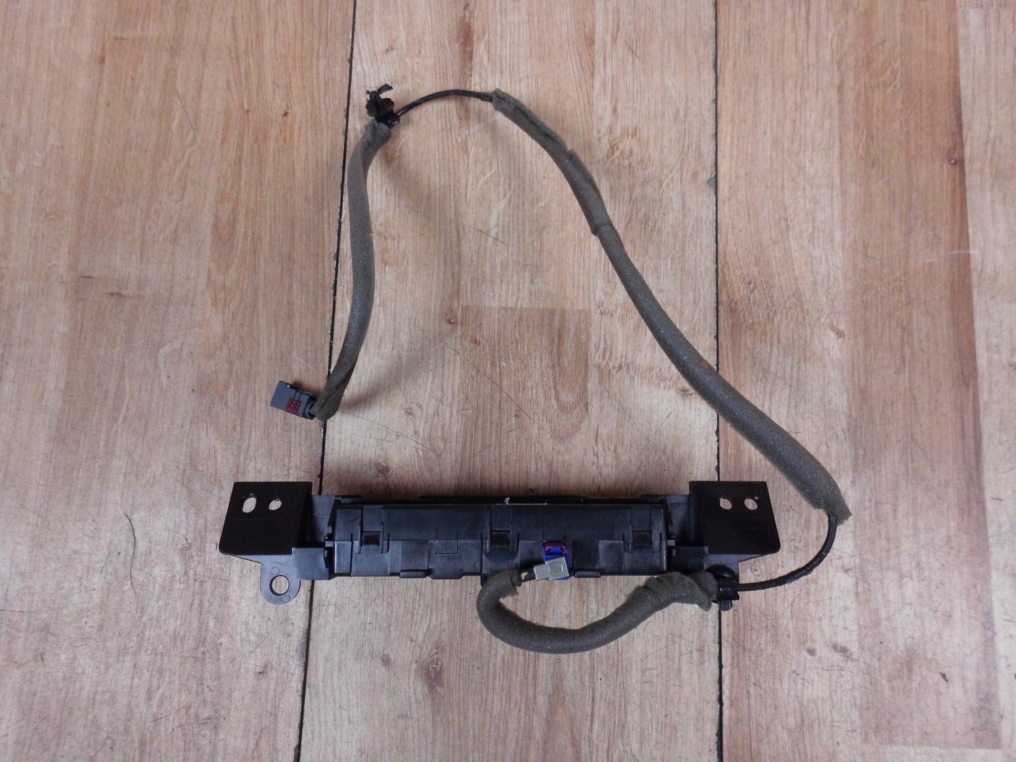 HYUNDAI TUCSON IV 2020+ MODULE ANTENNE ASSY WIFI 96240N7000