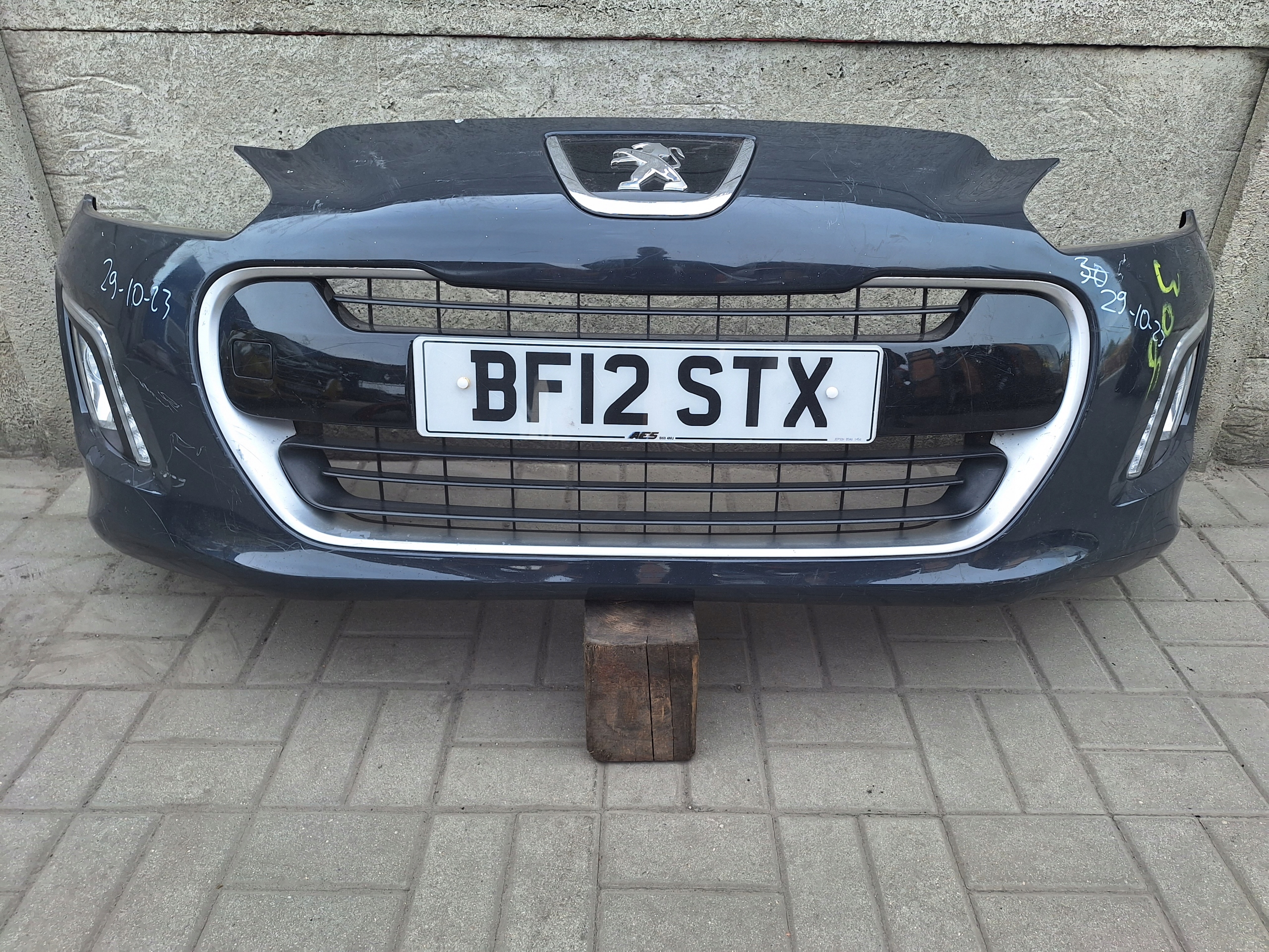PEUGEOT 308 LIFT 11-13 bumper + LED