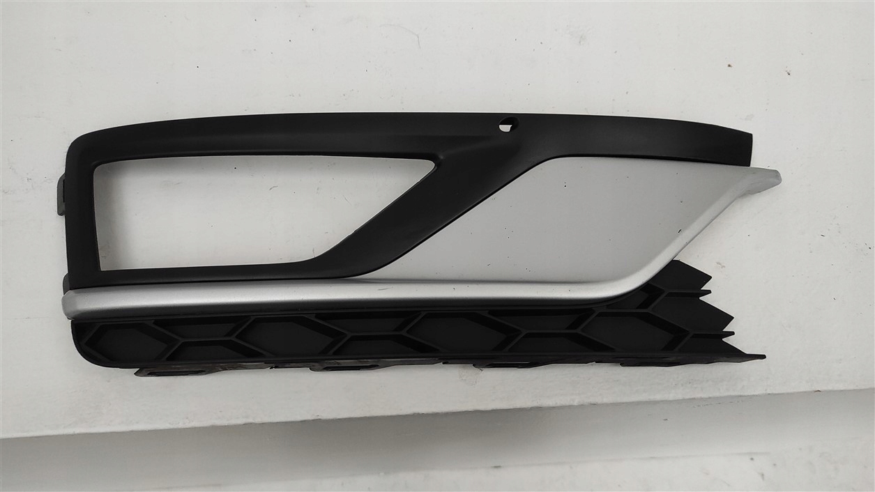 5G0853666K - РЕШЕТКА ПЕРЕДНЕГО БАМПЕРА VW GOLF 7 VII 5G ALLTRACK