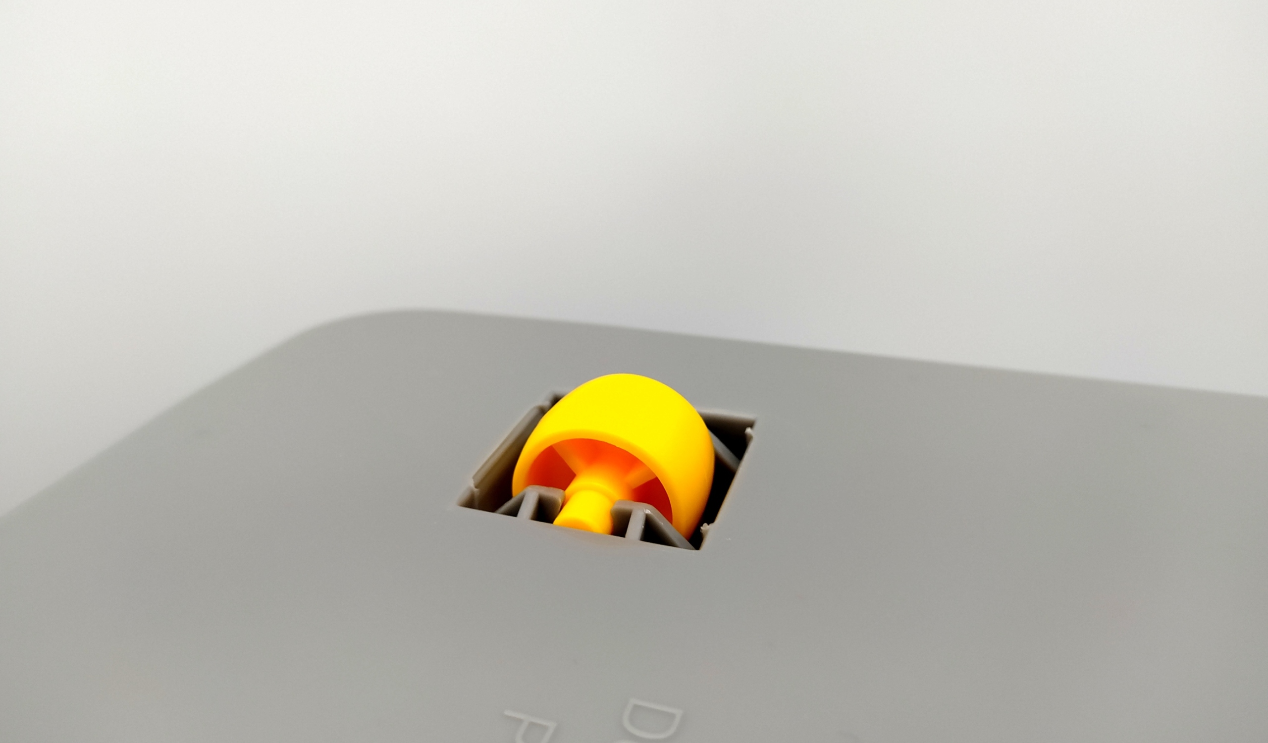 Pojemnik do przechowywania na kółkach 60L Kod producenta 1732