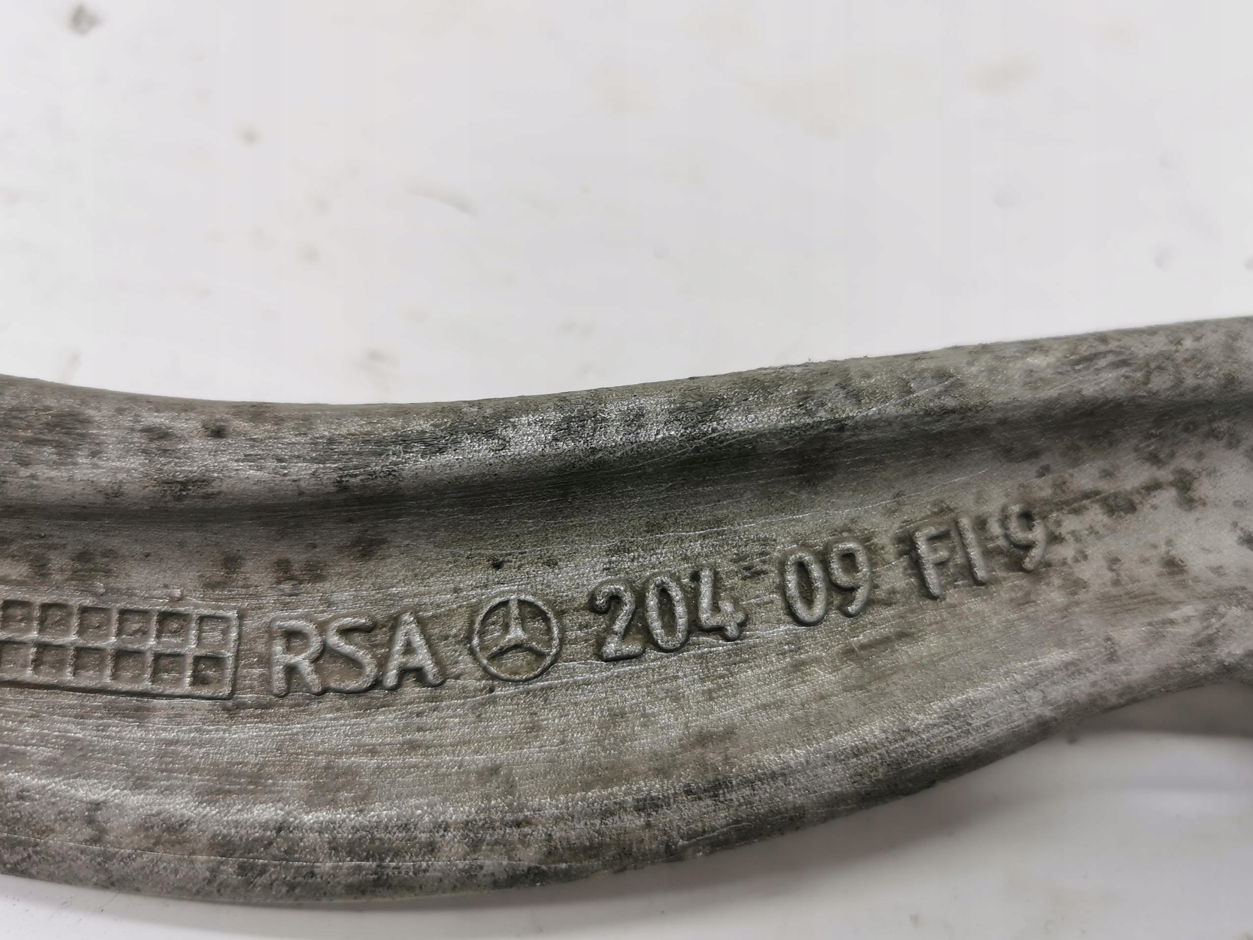 arm right rear part upper MERCEDES E-KLASA W213 17