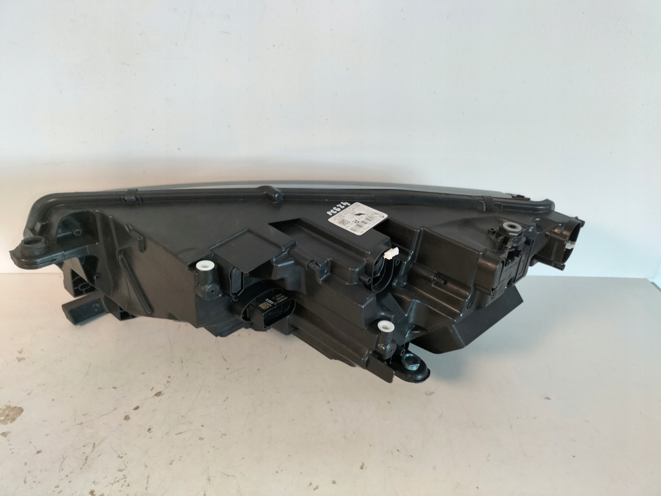 light front reflektor right SKODA OCTAVIA 4 IV 19