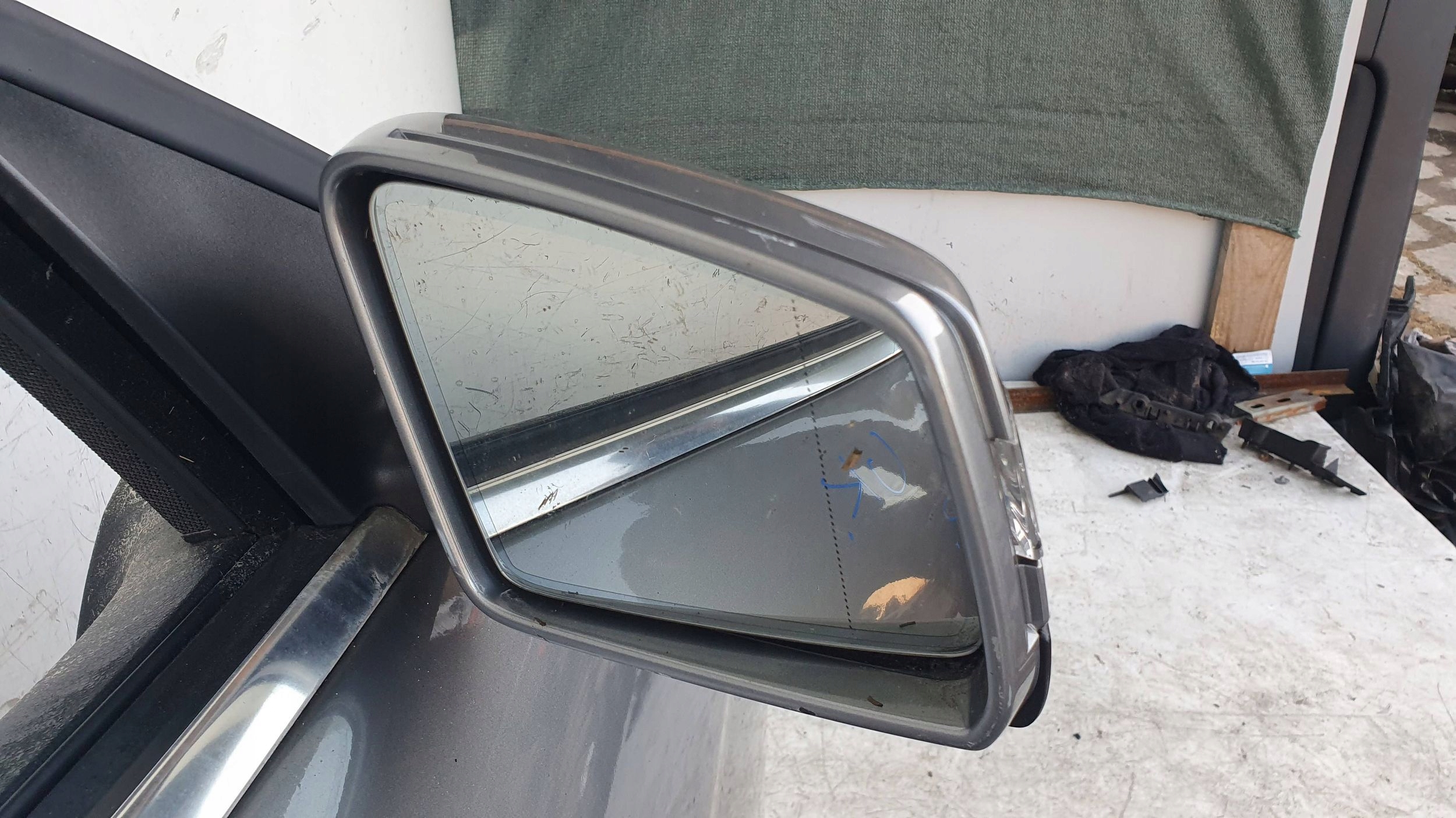 Mercedes-Benz C klasa 204 W204 right door front front mirror €
