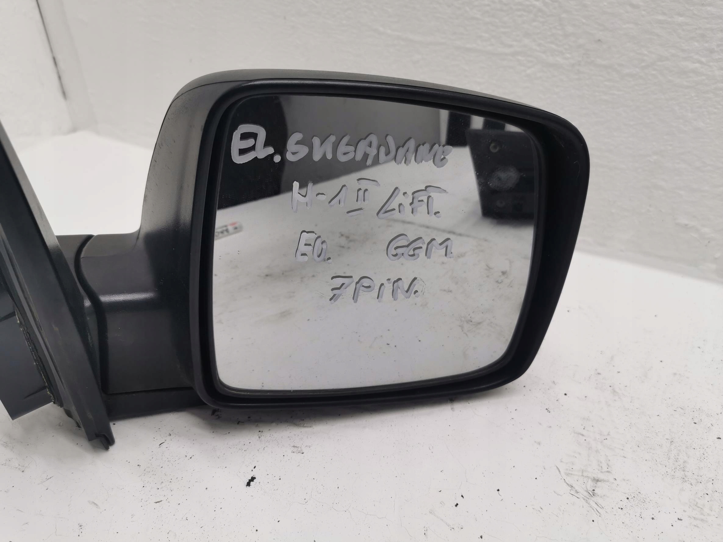 mirror right 7 PIN HYUNDAI H-1 II LIFT 15-23 EU