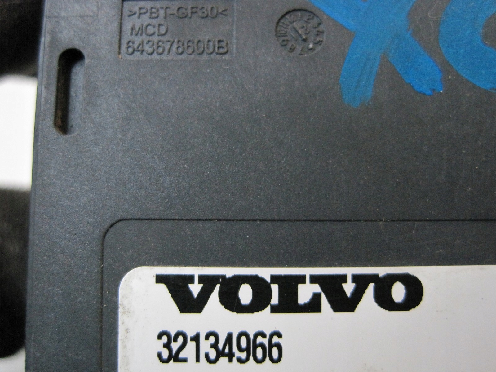 Moduł radar czujnik Volvo V60 32134966 Producent Volvo OE