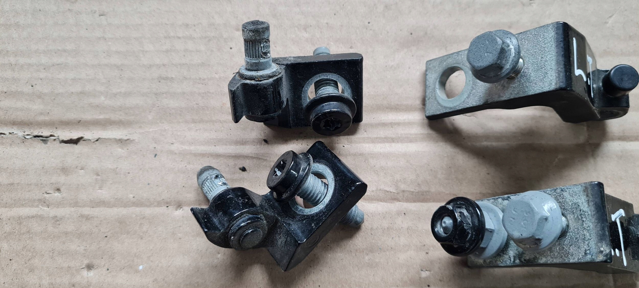 S4 B9 8W A4 hinge hinges door left left rear part KOMPLET LY9T