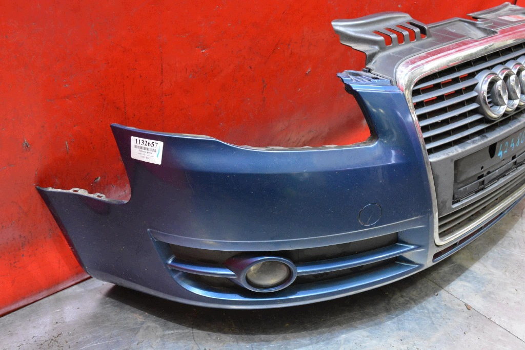 branik prednji dio prednji grafitni AUDI A4 B7 04-08