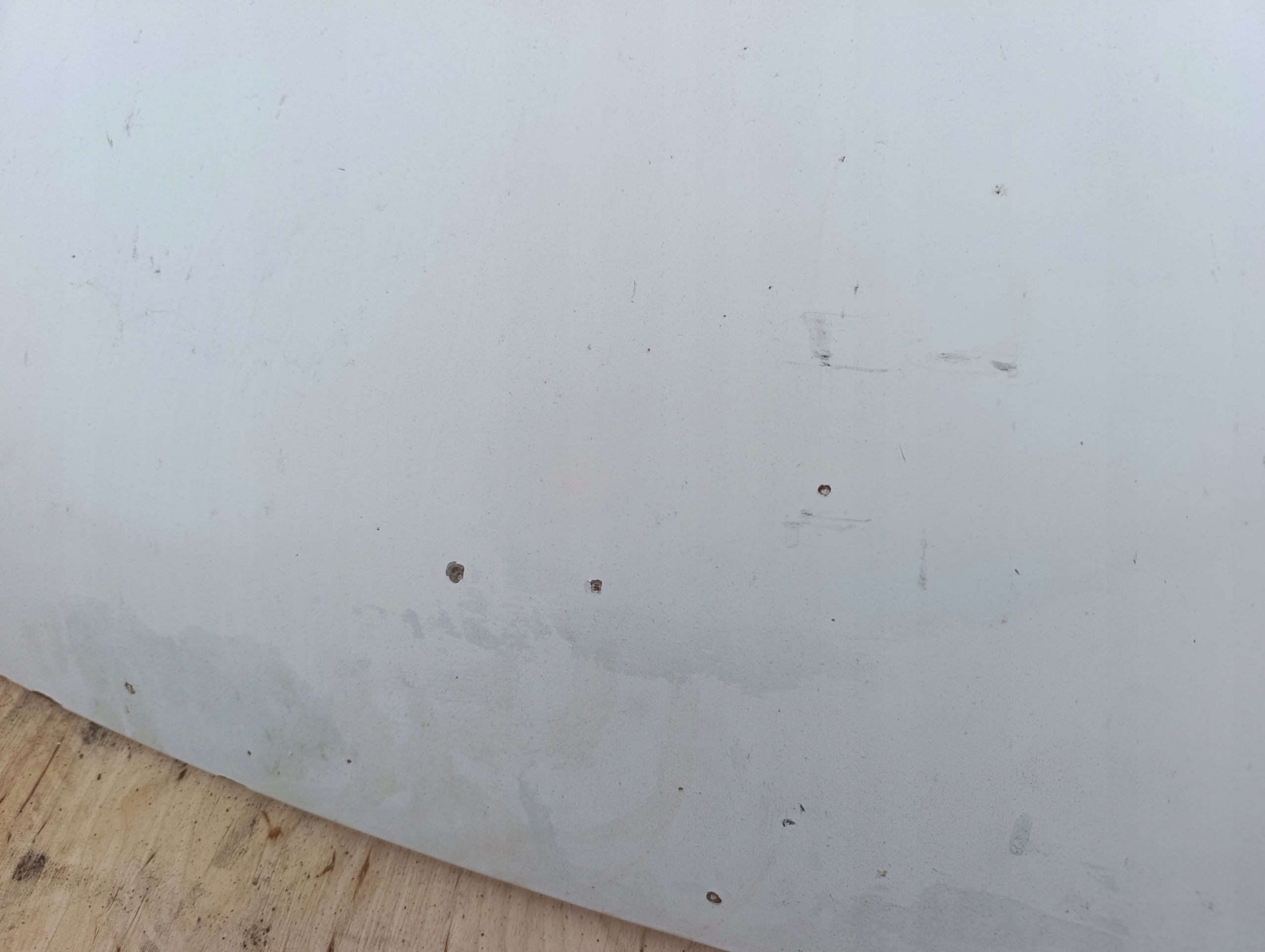 VW T5 bonnet biala