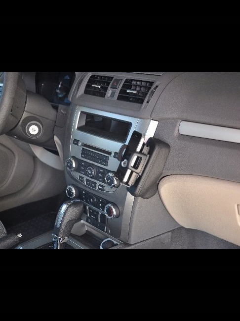 Držák na telefon Ford Fusion od roku 2010 Usa