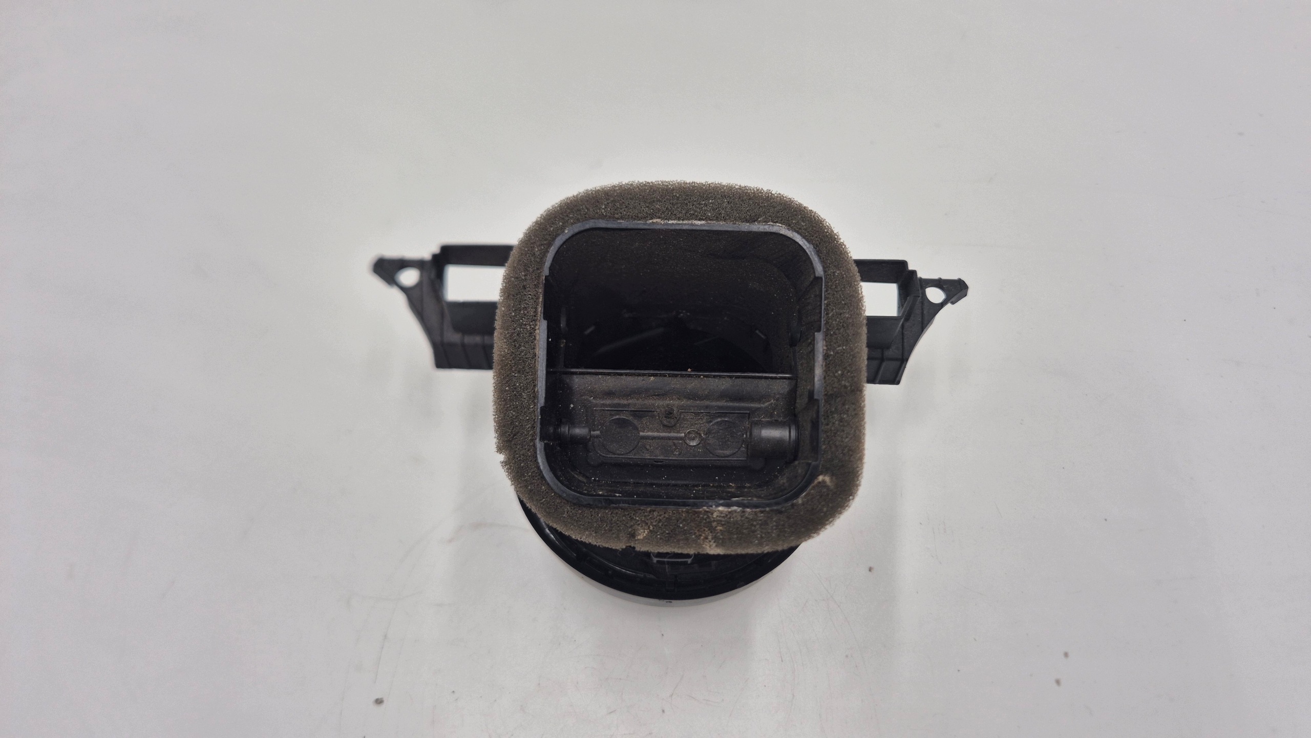 rešetka rešetka ventilacije AUDI TT 8S1820903