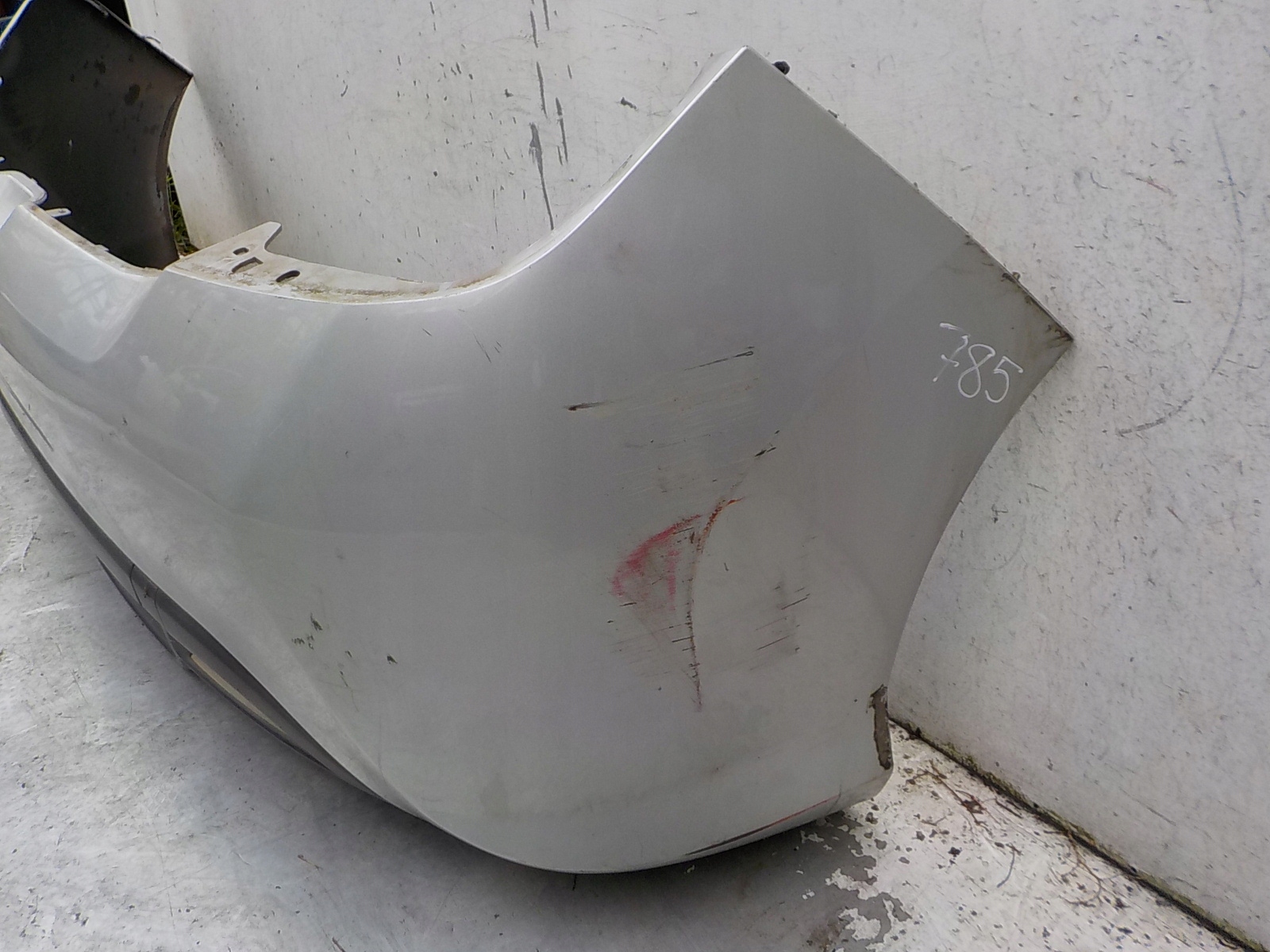 785 PEUGEOT 308 T7 HB LIFT ZDERZAK TYŁ TYLNY Otwory dla haka holowniczego